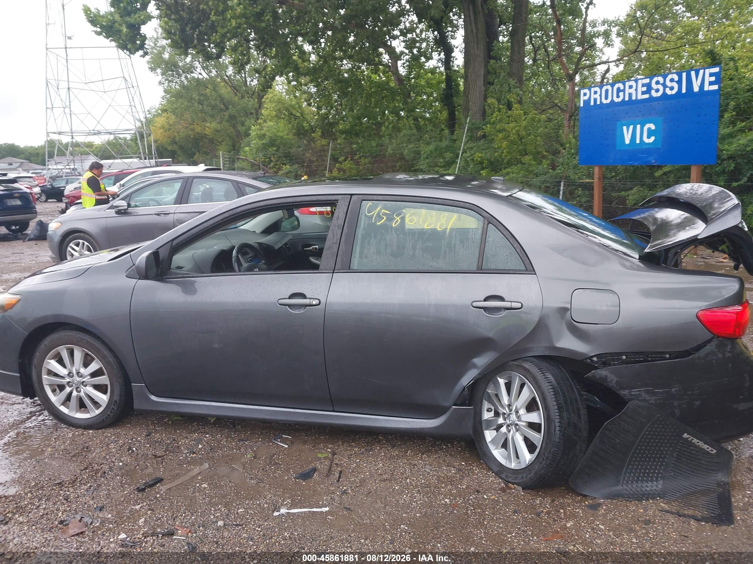 2010 Toyota Corolla S Серый vin: 2T1BU4EE8AC528045