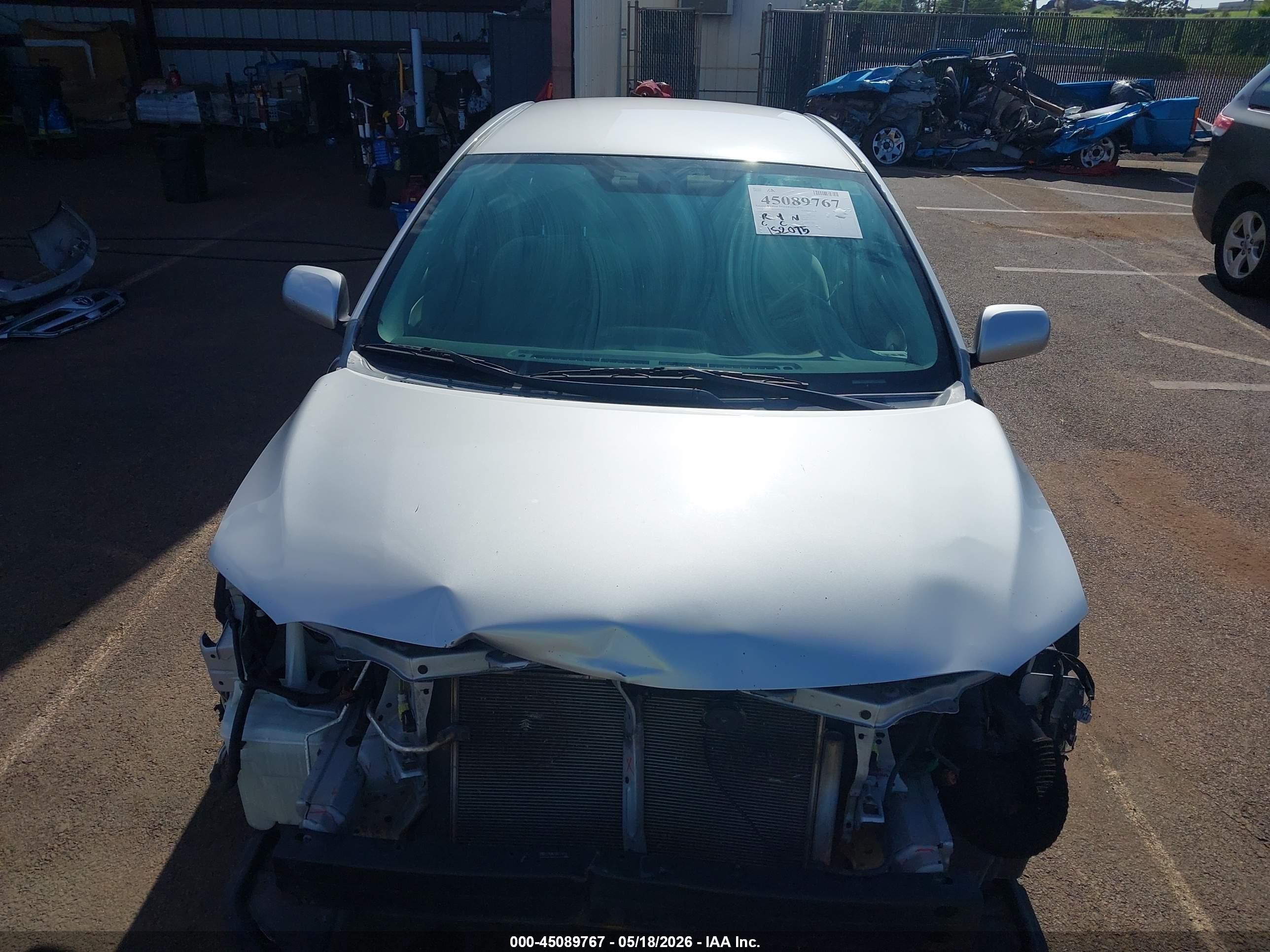 2011 Toyota Corolla Le Silver vin: 2T1BU4EE8BC538785