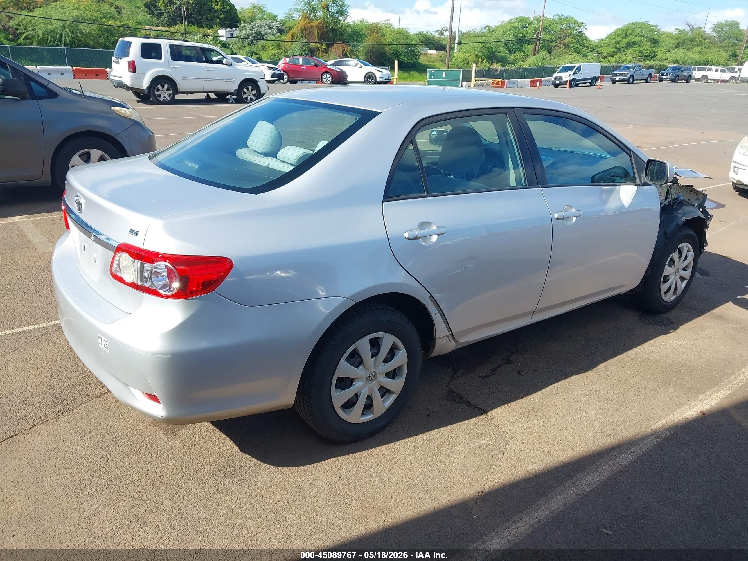 2011 Toyota Corolla Le Silver vin: 2T1BU4EE8BC538785