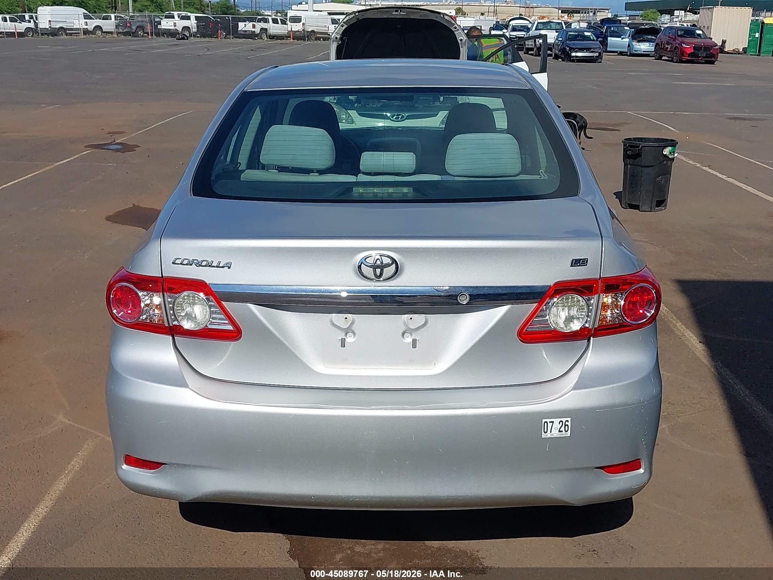 2011 Toyota Corolla Le Silver vin: 2T1BU4EE8BC538785