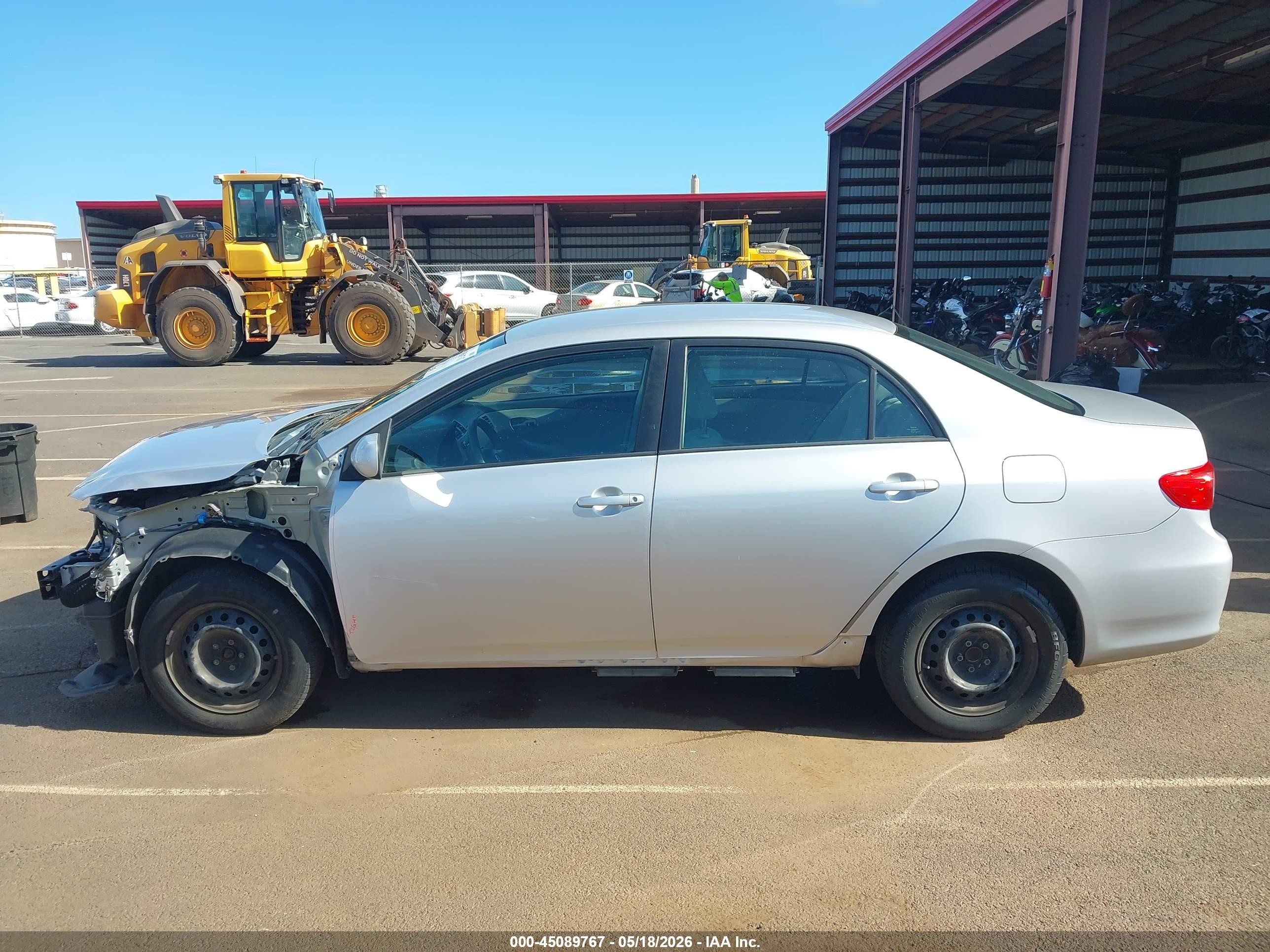 2011 Toyota Corolla Le Silver vin: 2T1BU4EE8BC538785