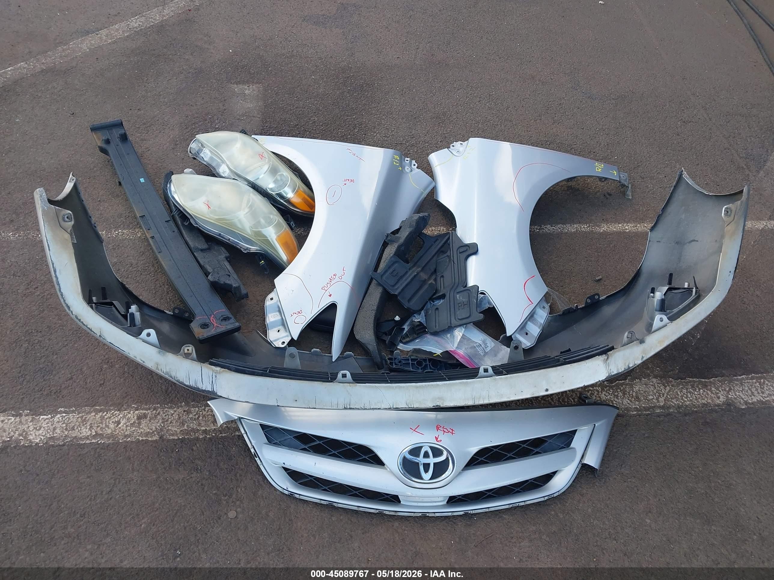 2011 Toyota Corolla Le Silver vin: 2T1BU4EE8BC538785