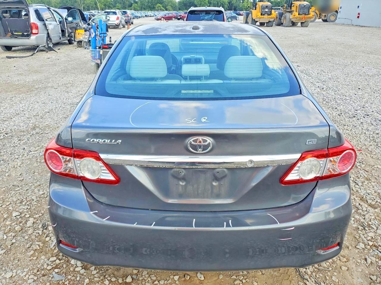 2011 Toyota Corolla Le Gray vin: 2T1BU4EE8BC540343