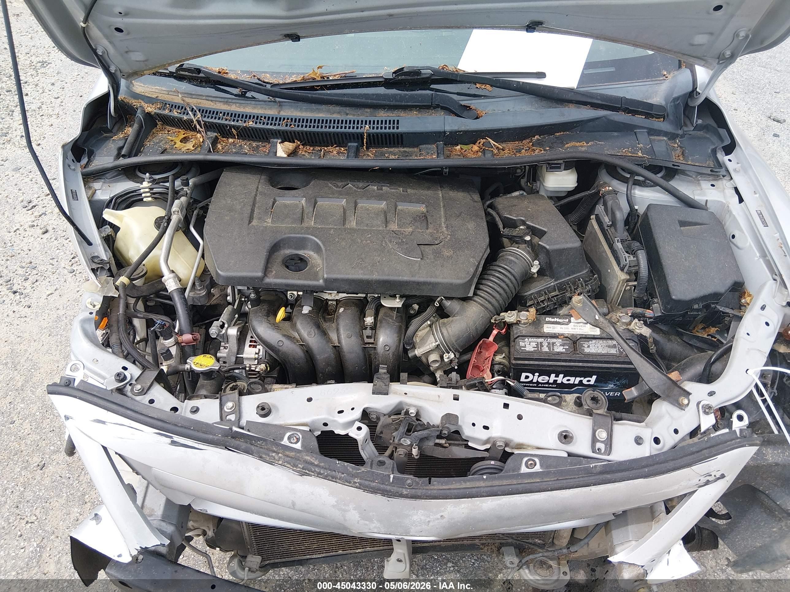 2011 Toyota Corolla Le Silver vin: 2T1BU4EE8BC552654