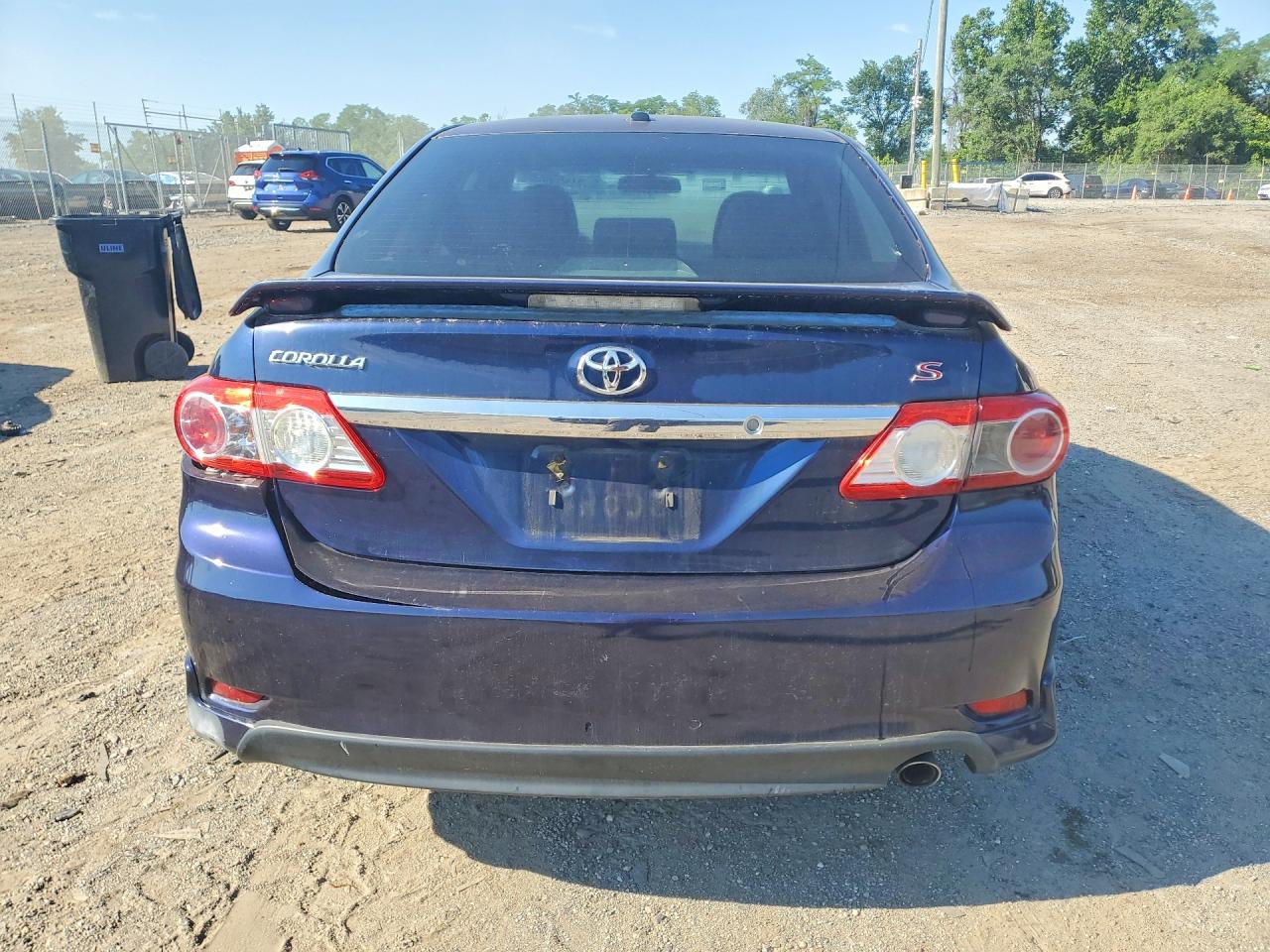 2011 Toyota Corolla S Blue vin: 2T1BU4EE8BC552718