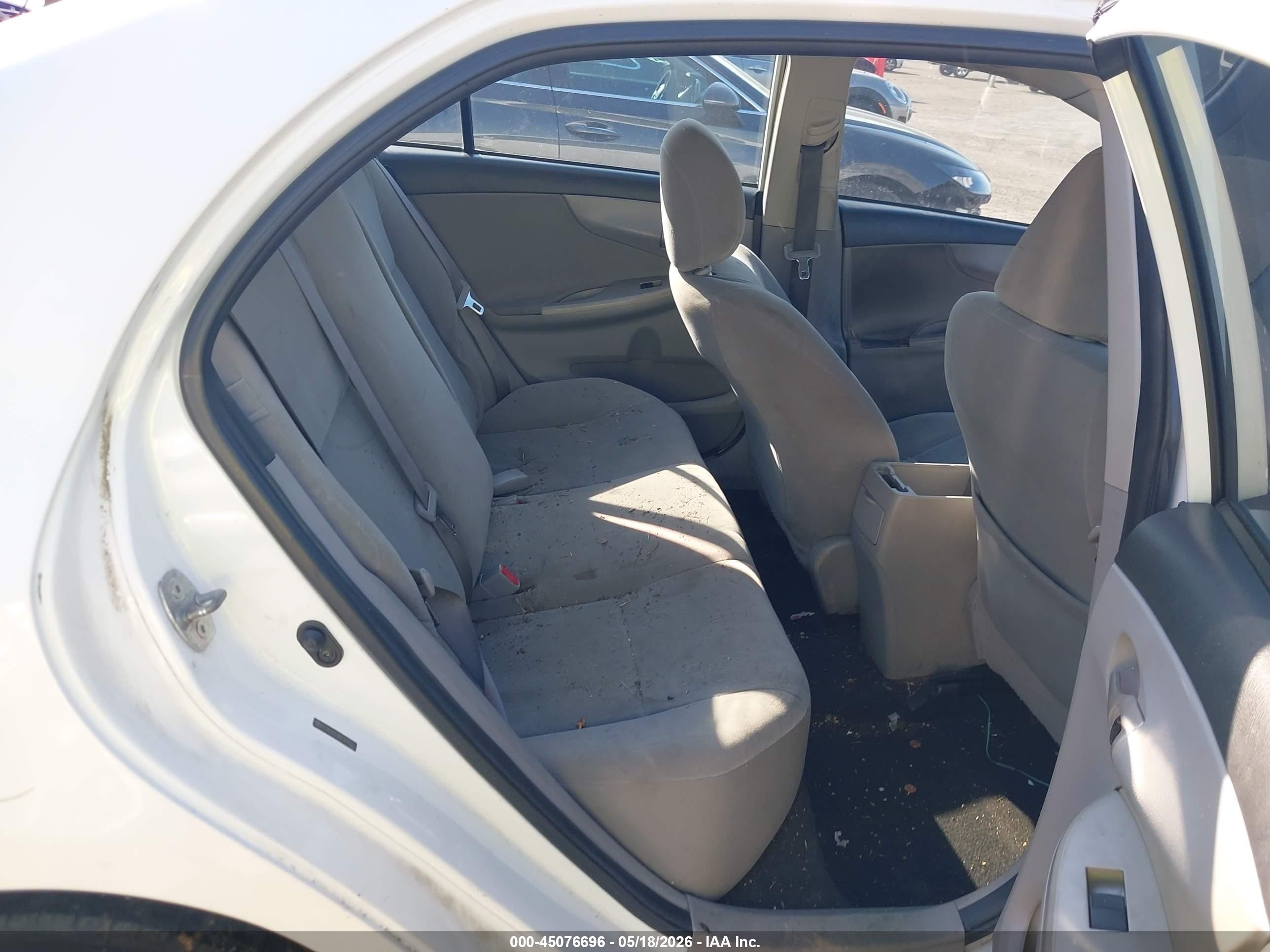 2011 Toyota Corolla Le White vin: 2T1BU4EE8BC561533