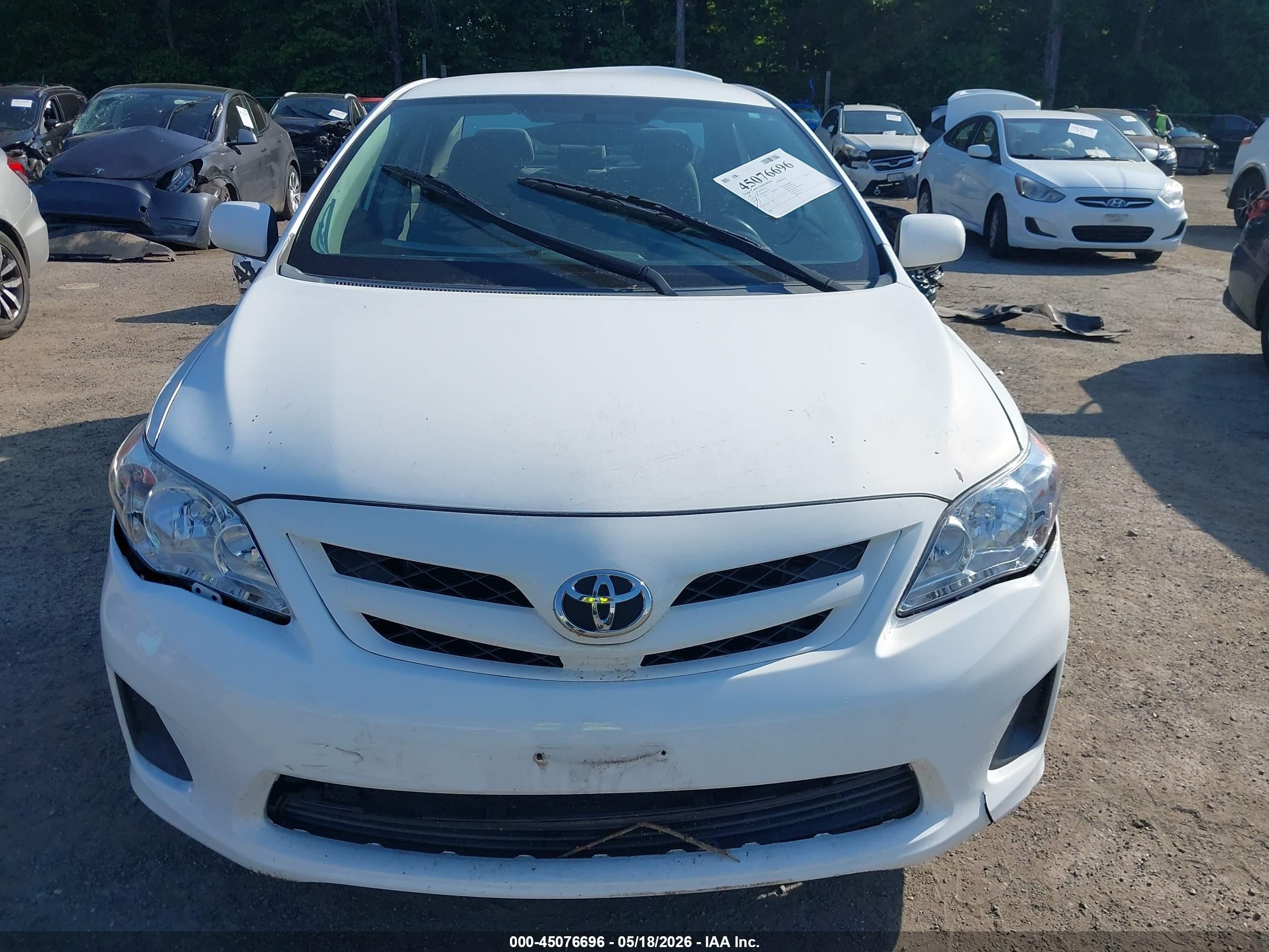 2011 Toyota Corolla Le White vin: 2T1BU4EE8BC561533