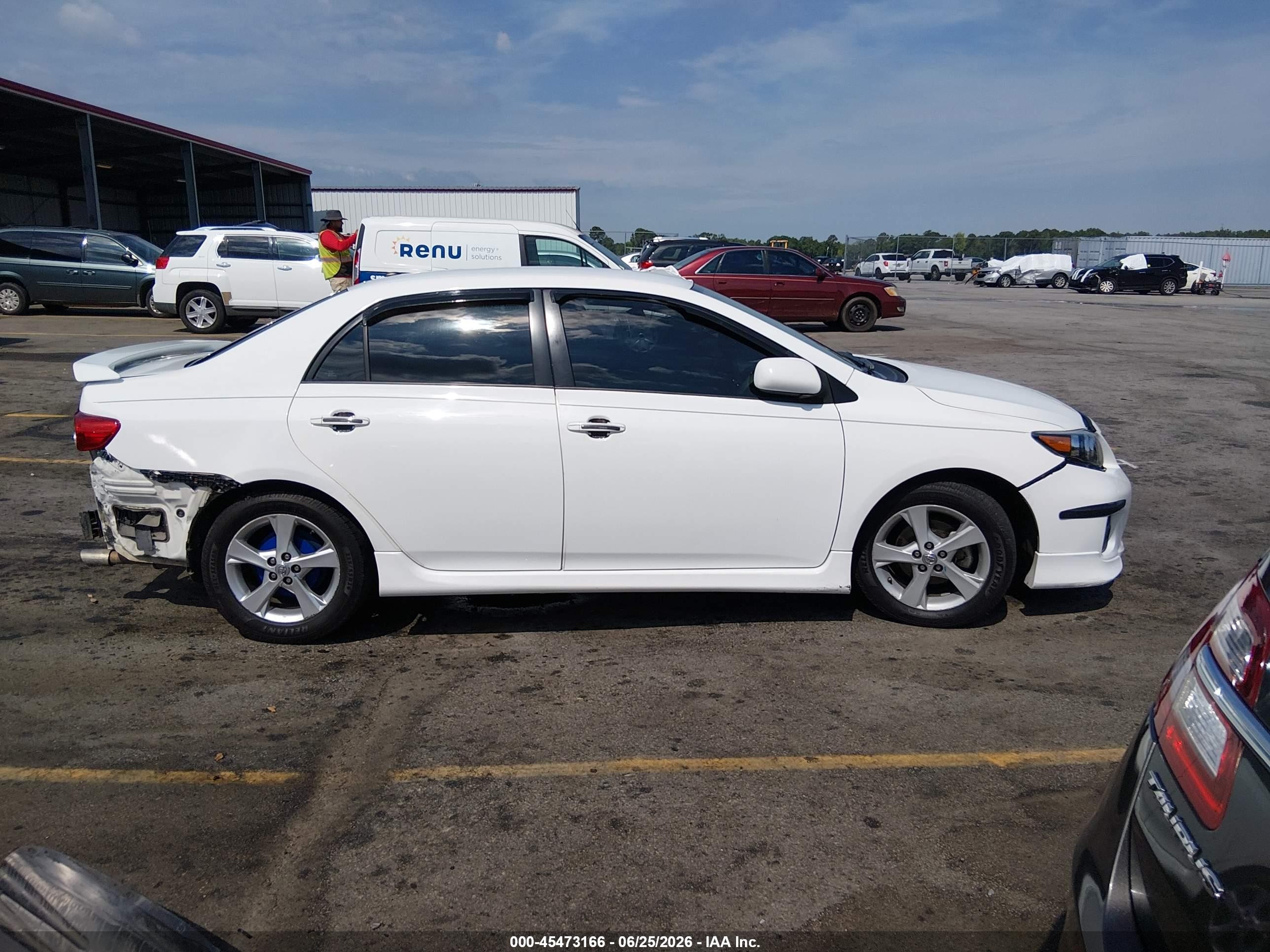 2011 Toyota Corolla S White vin: 2T1BU4EE8BC570751