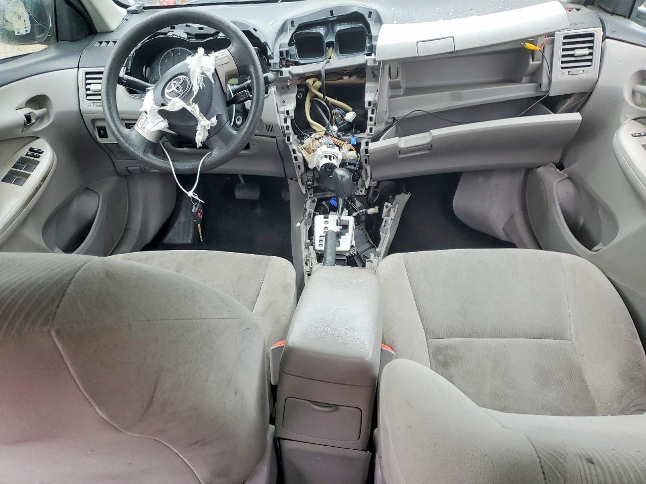 2011 Toyota Corolla Le Gray vin: 2T1BU4EE8BC573505