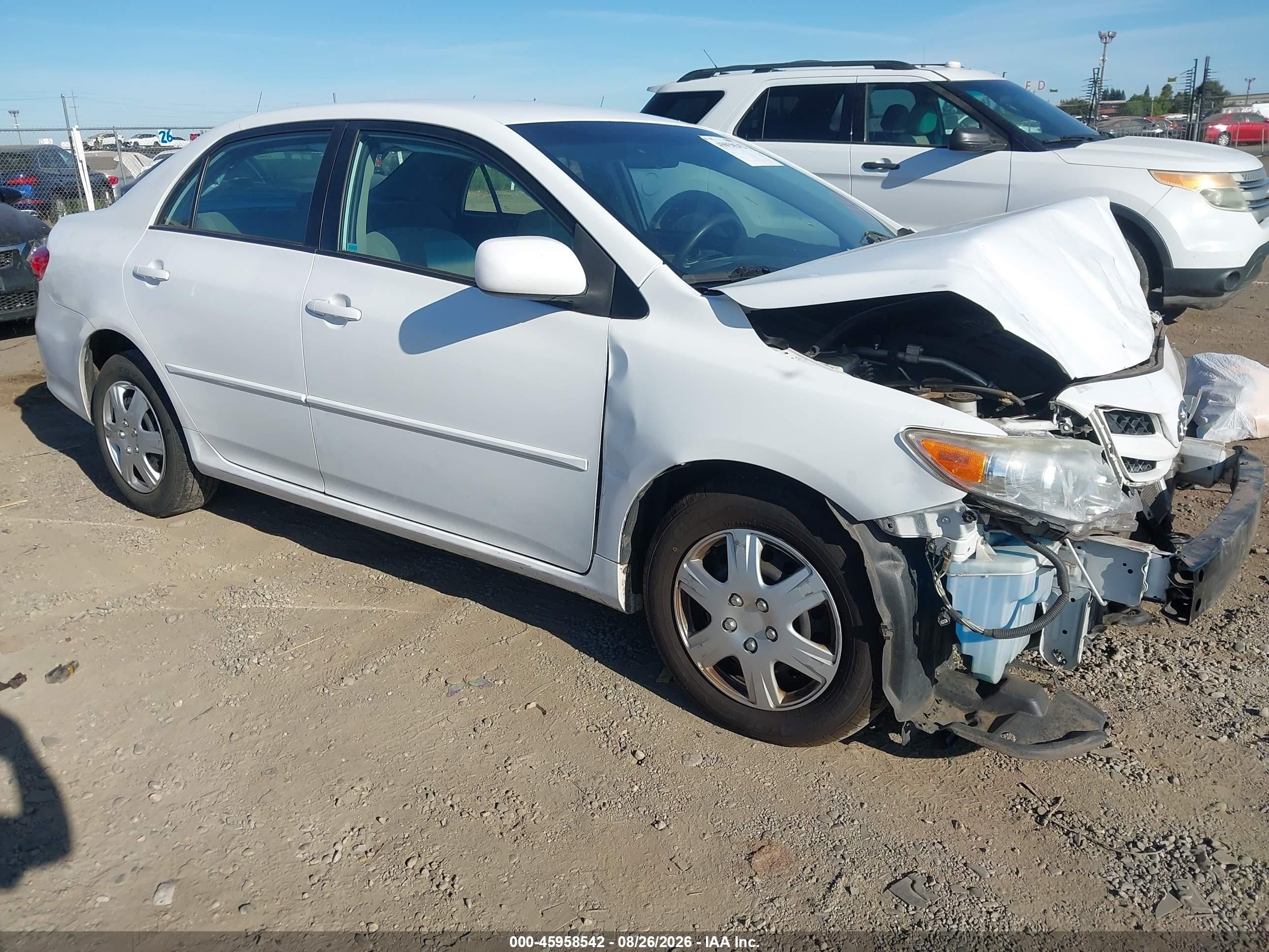 2011 Toyota Corolla Le White vin: 2T1BU4EE8BC581166