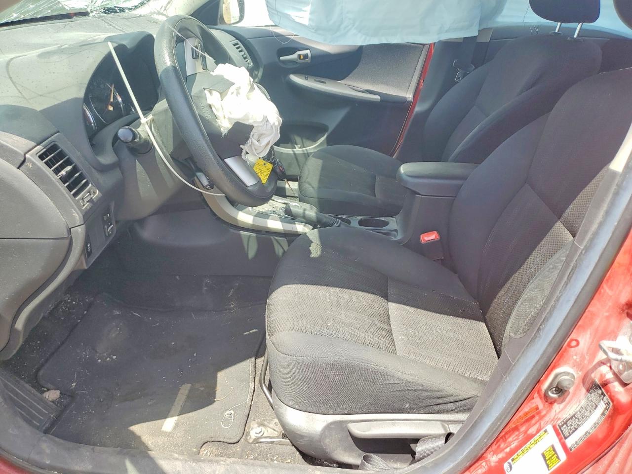 2011 Toyota Corolla S Red vin: 2T1BU4EE8BC603960