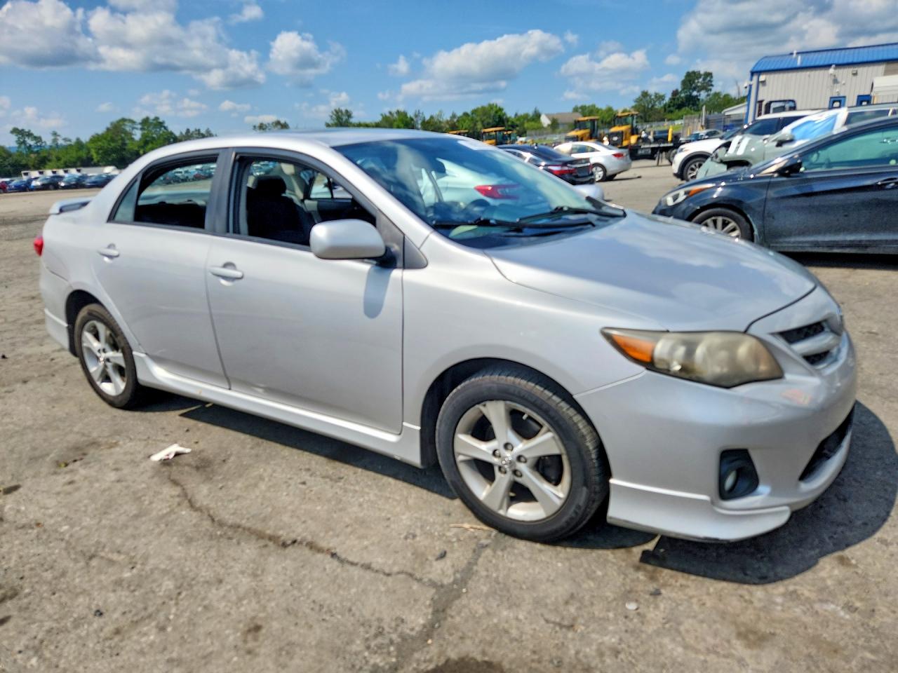 2011 Toyota Corolla S Silver vin: 2T1BU4EE8BC604333