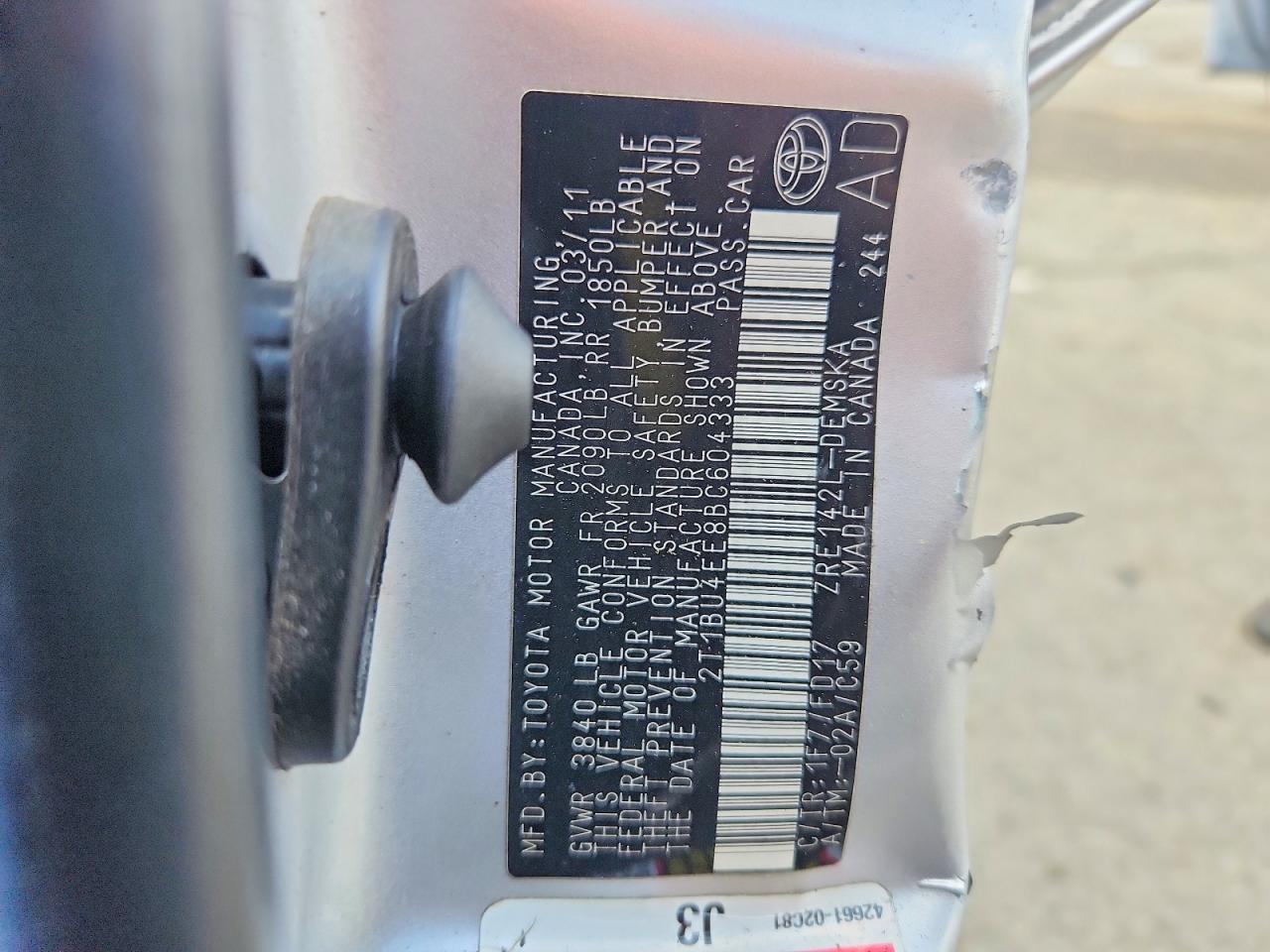 2011 Toyota Corolla S Silver vin: 2T1BU4EE8BC604333