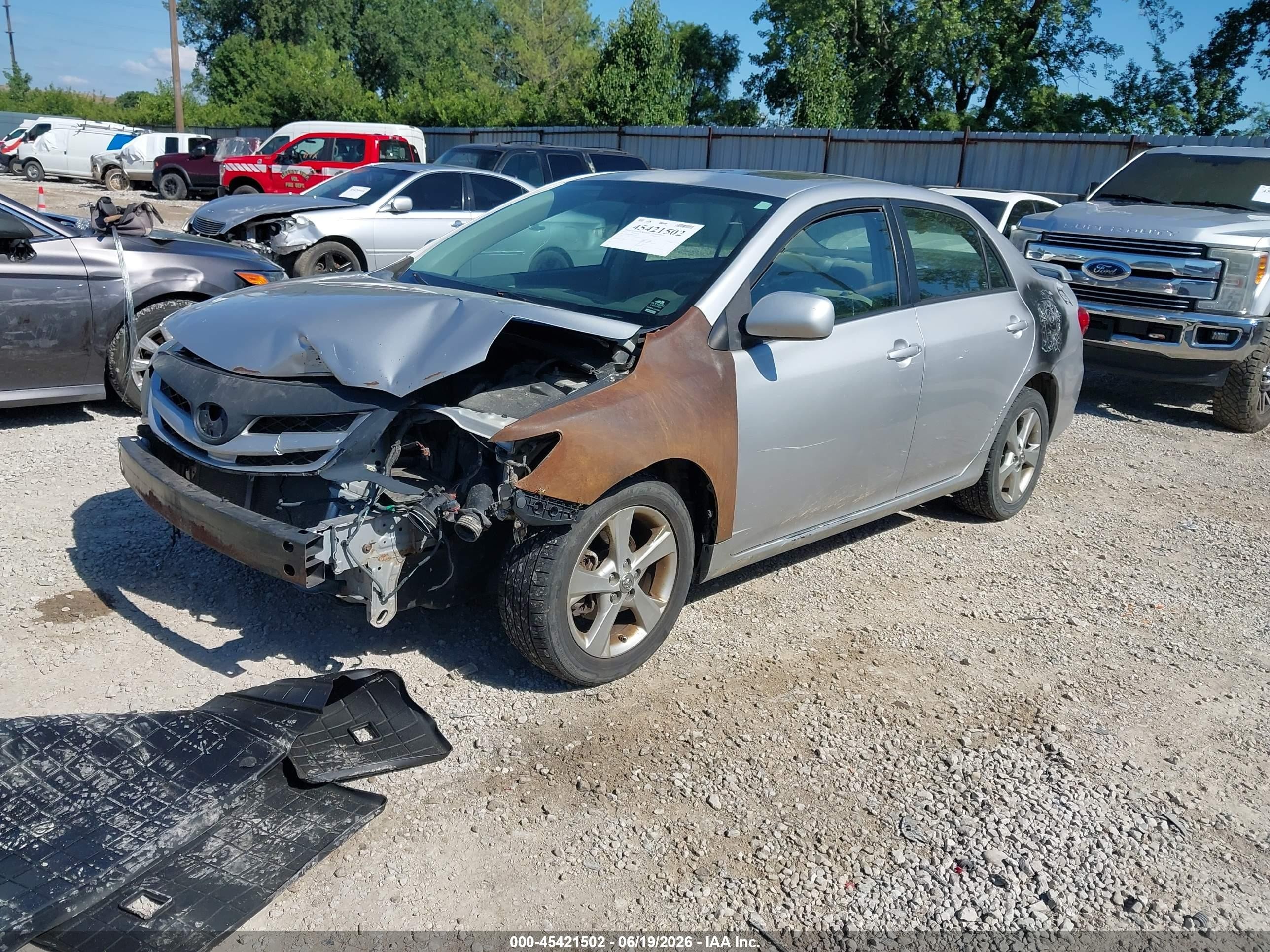 2011 Toyota Corolla Le Silver vin: 2T1BU4EE8BC620533