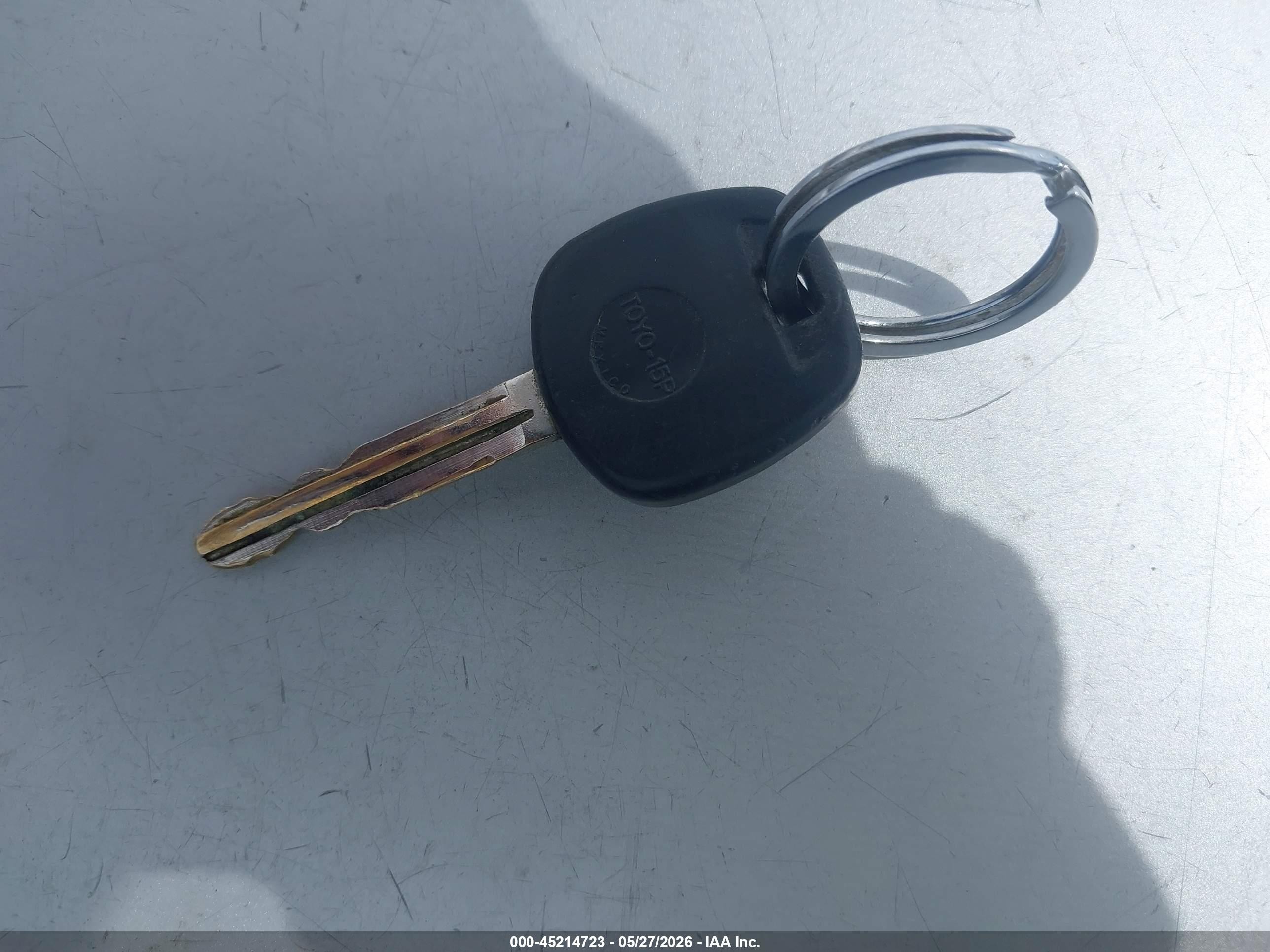 2011 Toyota Corolla Le Gold vin: 2T1BU4EE8BC628924