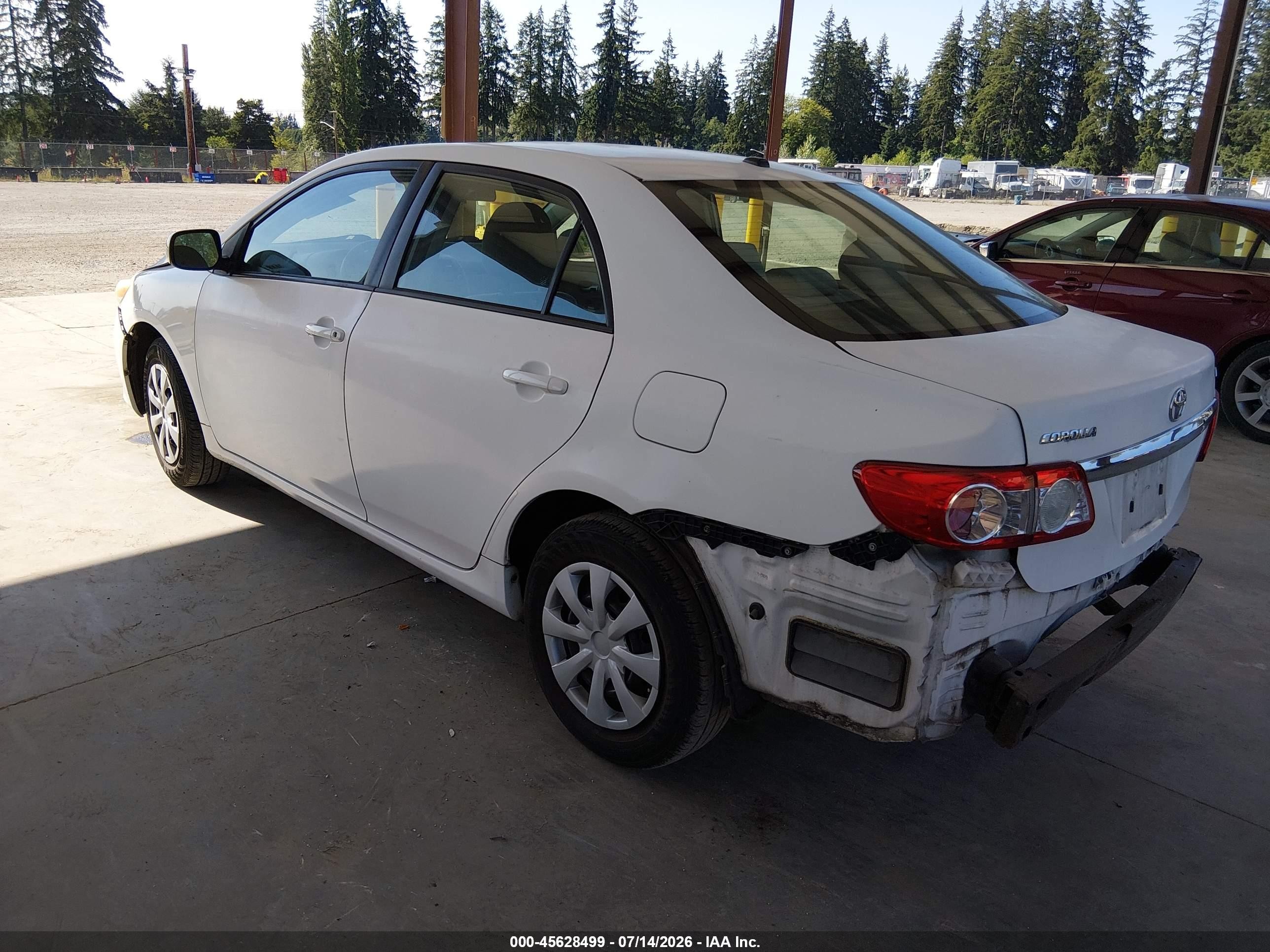 2011 Toyota Corolla Le White vin: 2T1BU4EE8BC640457