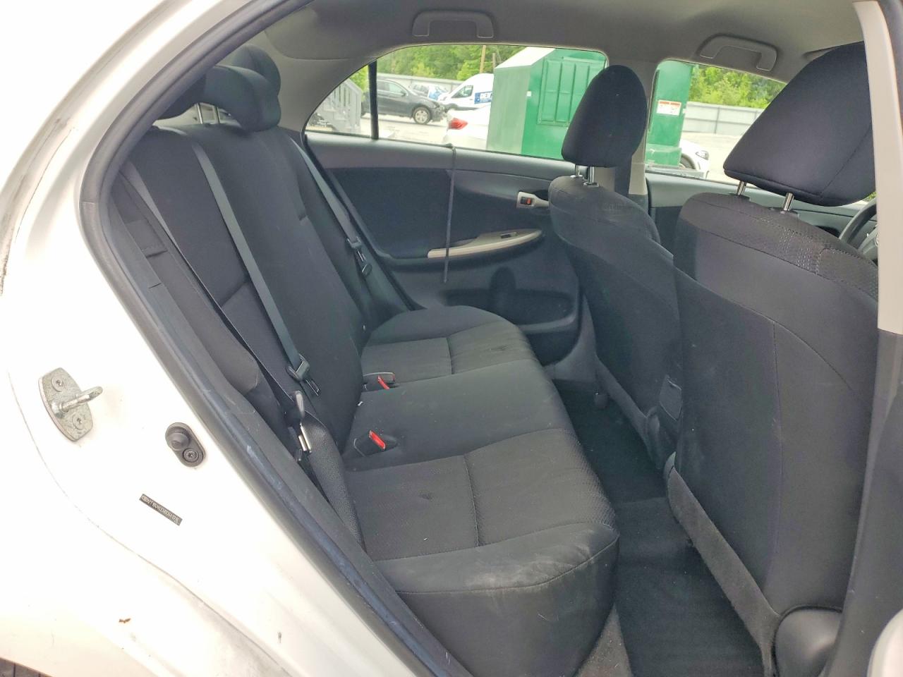 2011 Toyota Corolla S White vin: 2T1BU4EE8BC641916
