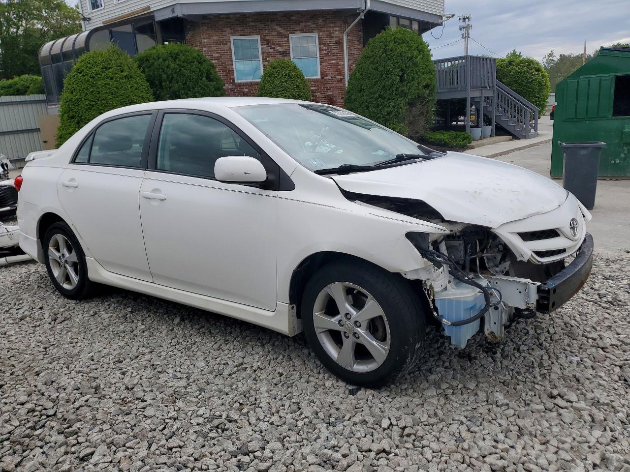 2011 Toyota Corolla S White vin: 2T1BU4EE8BC641916