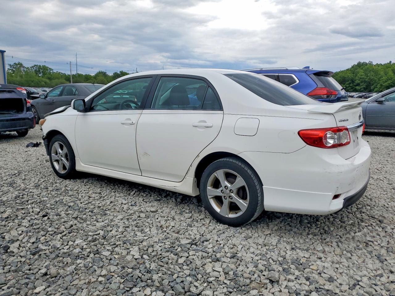 2011 Toyota Corolla S White vin: 2T1BU4EE8BC641916