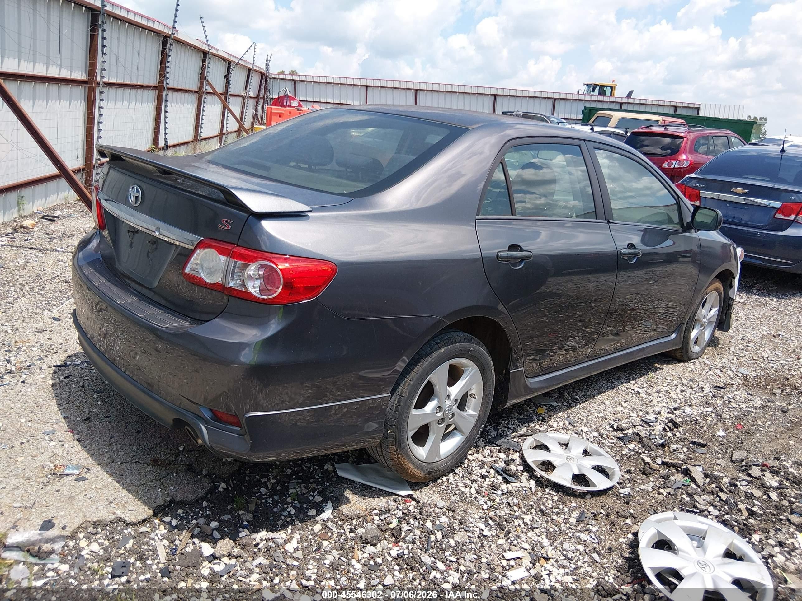 2011 Toyota Corolla S Серый vin: 2T1BU4EE8BC653256