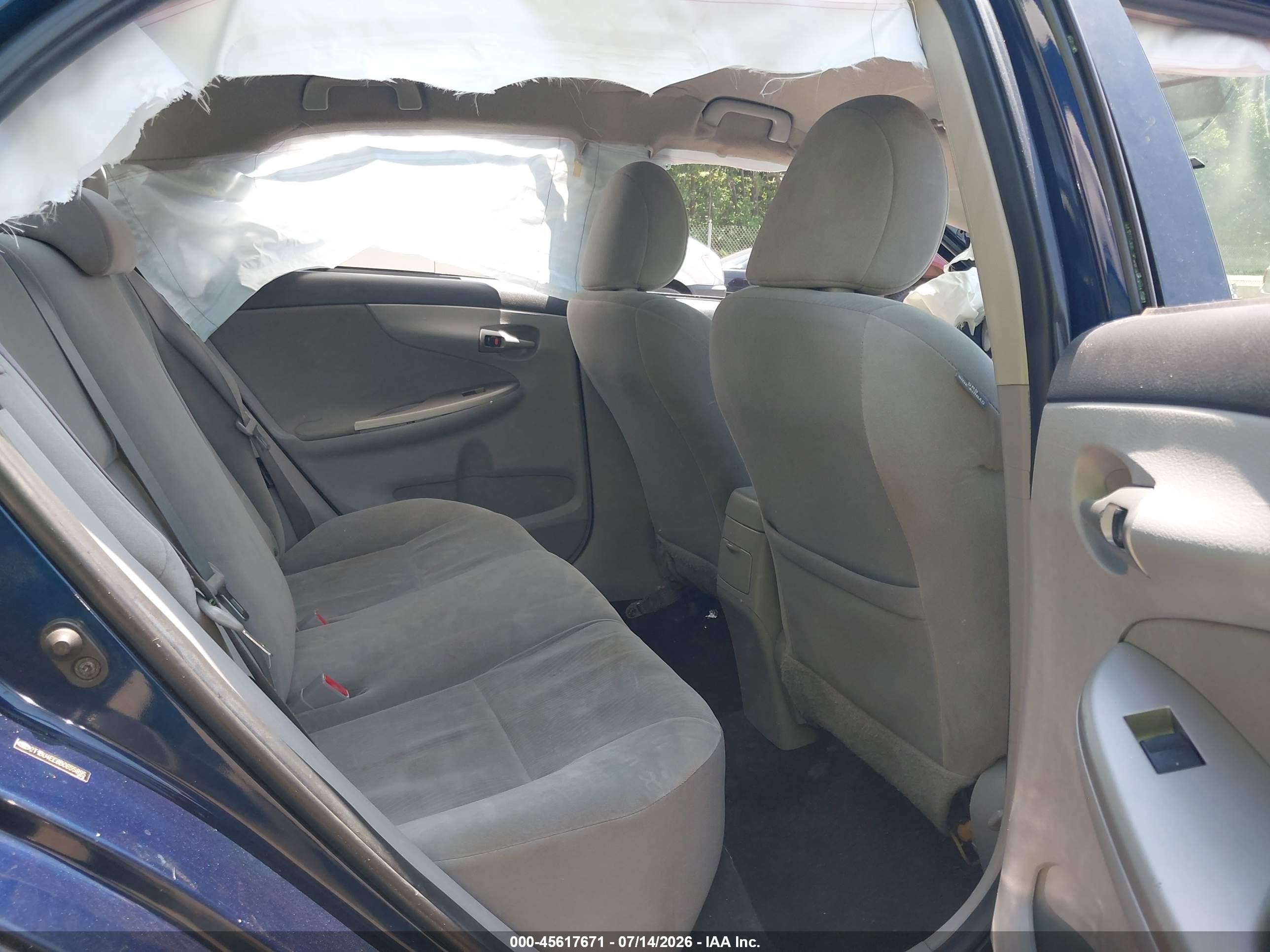 2011 Toyota Corolla Le Blue vin: 2T1BU4EE8BC655895