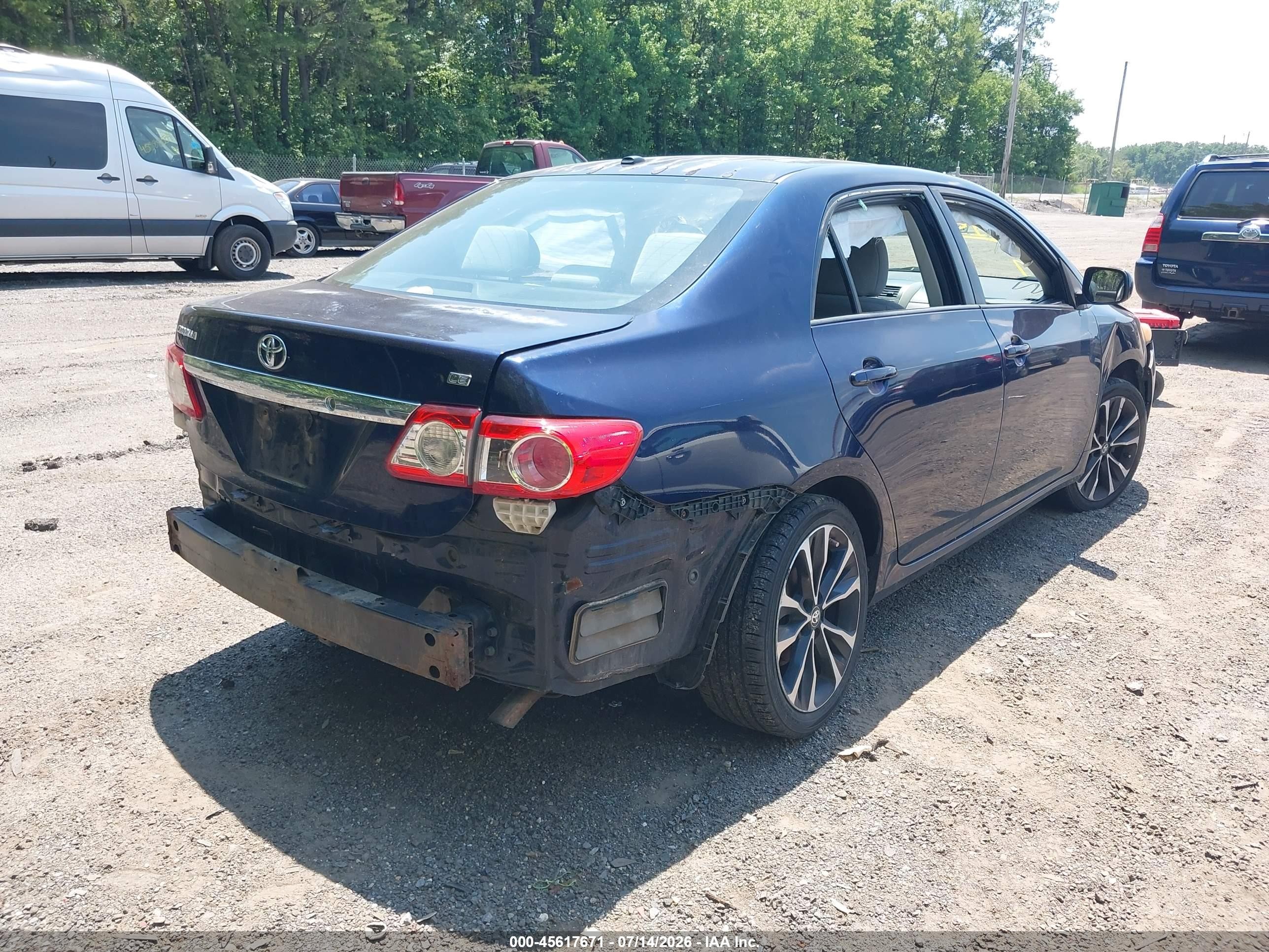 2011 Toyota Corolla Le Blue vin: 2T1BU4EE8BC655895