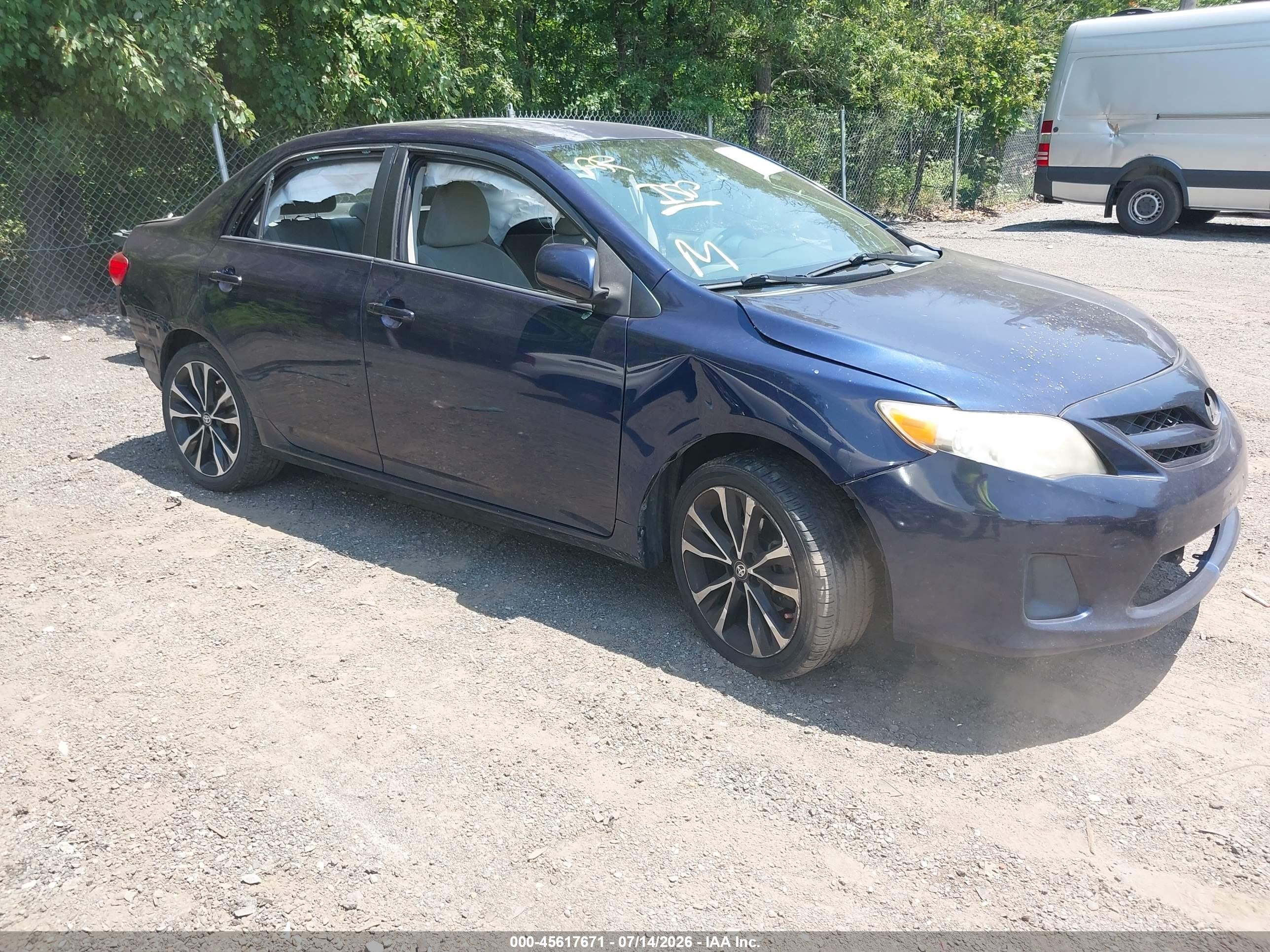 2011 Toyota Corolla Le Blue vin: 2T1BU4EE8BC655895