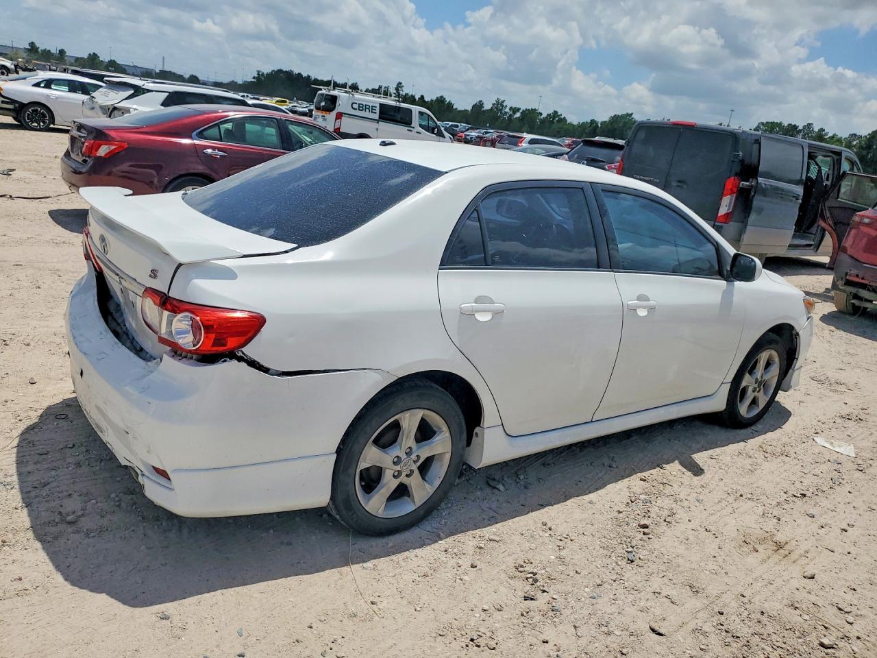 2011 Toyota Corolla S White vin: 2T1BU4EE8BC680327