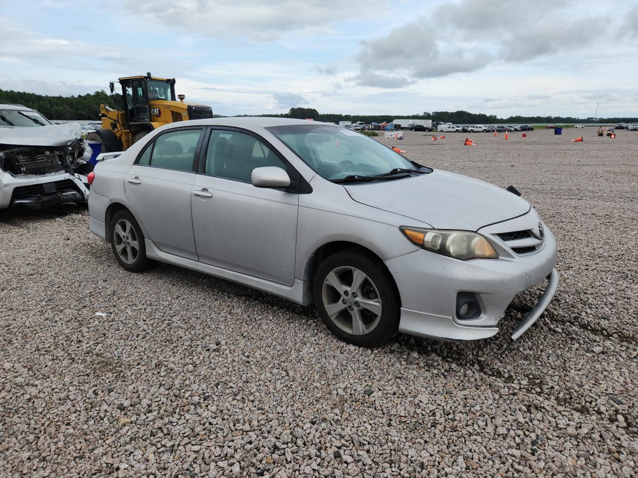 2011 Toyota Corolla S Серебряный vin: 2T1BU4EE8BC682613