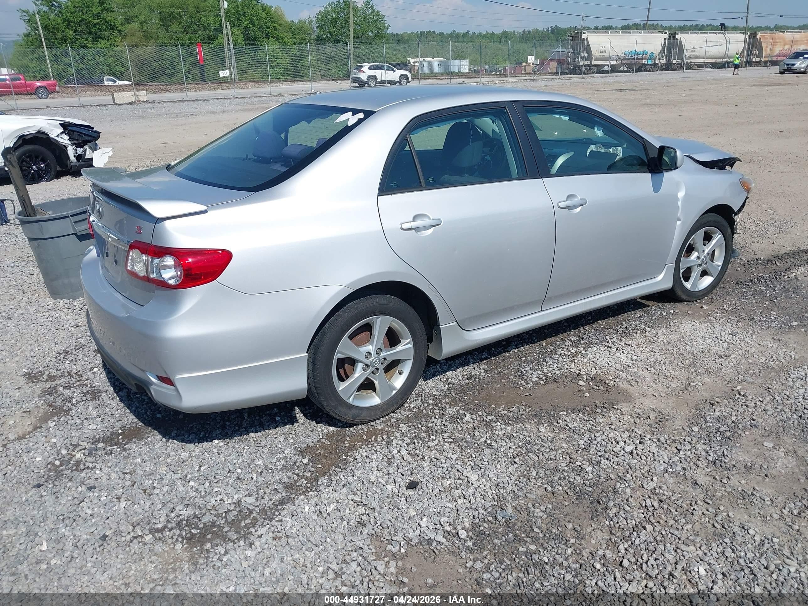 2011 Toyota Corolla S Silver vin: 2T1BU4EE8BC708191