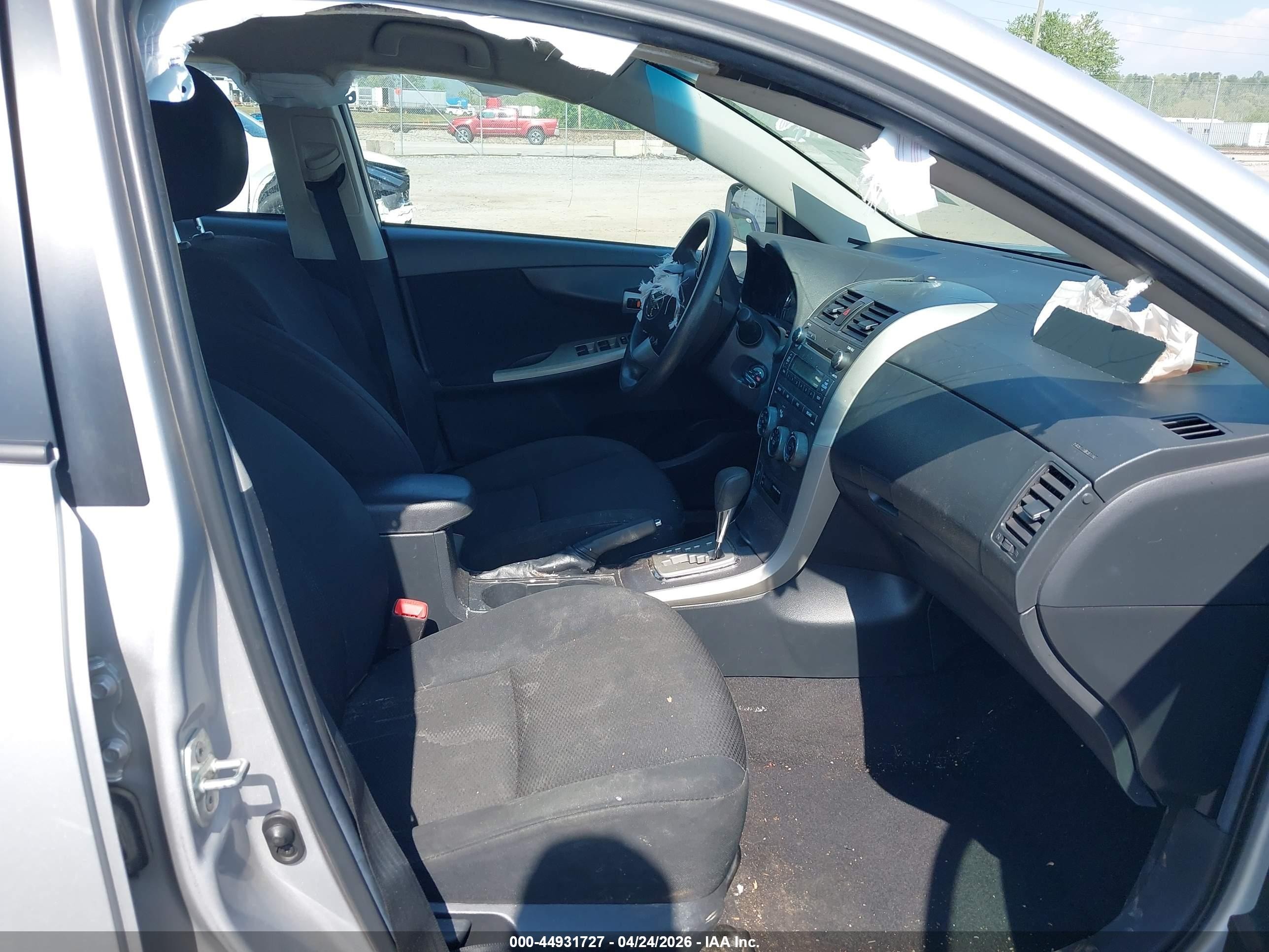 2011 Toyota Corolla S Silver vin: 2T1BU4EE8BC708191