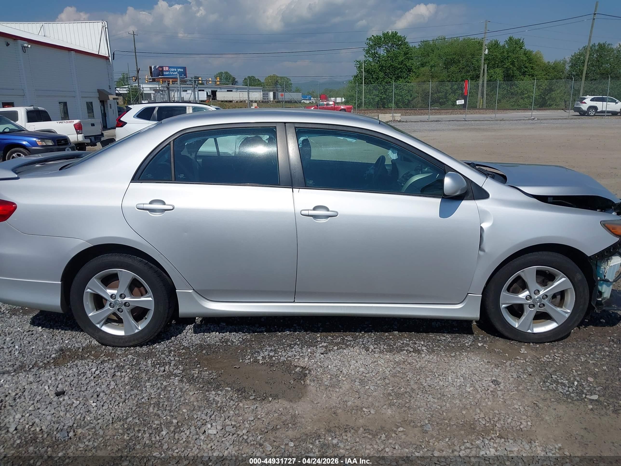 2011 Toyota Corolla S Silver vin: 2T1BU4EE8BC708191