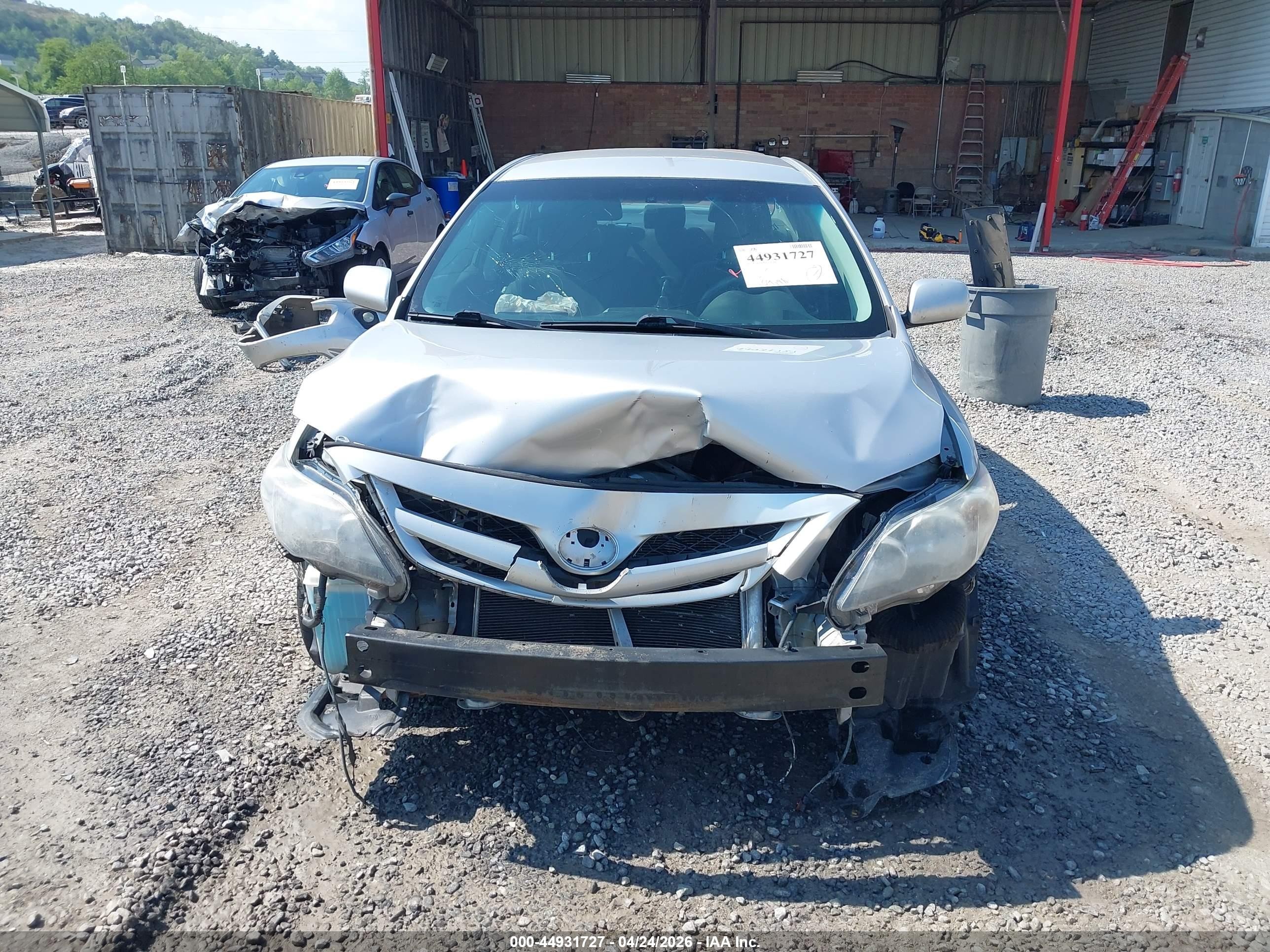 2011 Toyota Corolla S Silver vin: 2T1BU4EE8BC708191