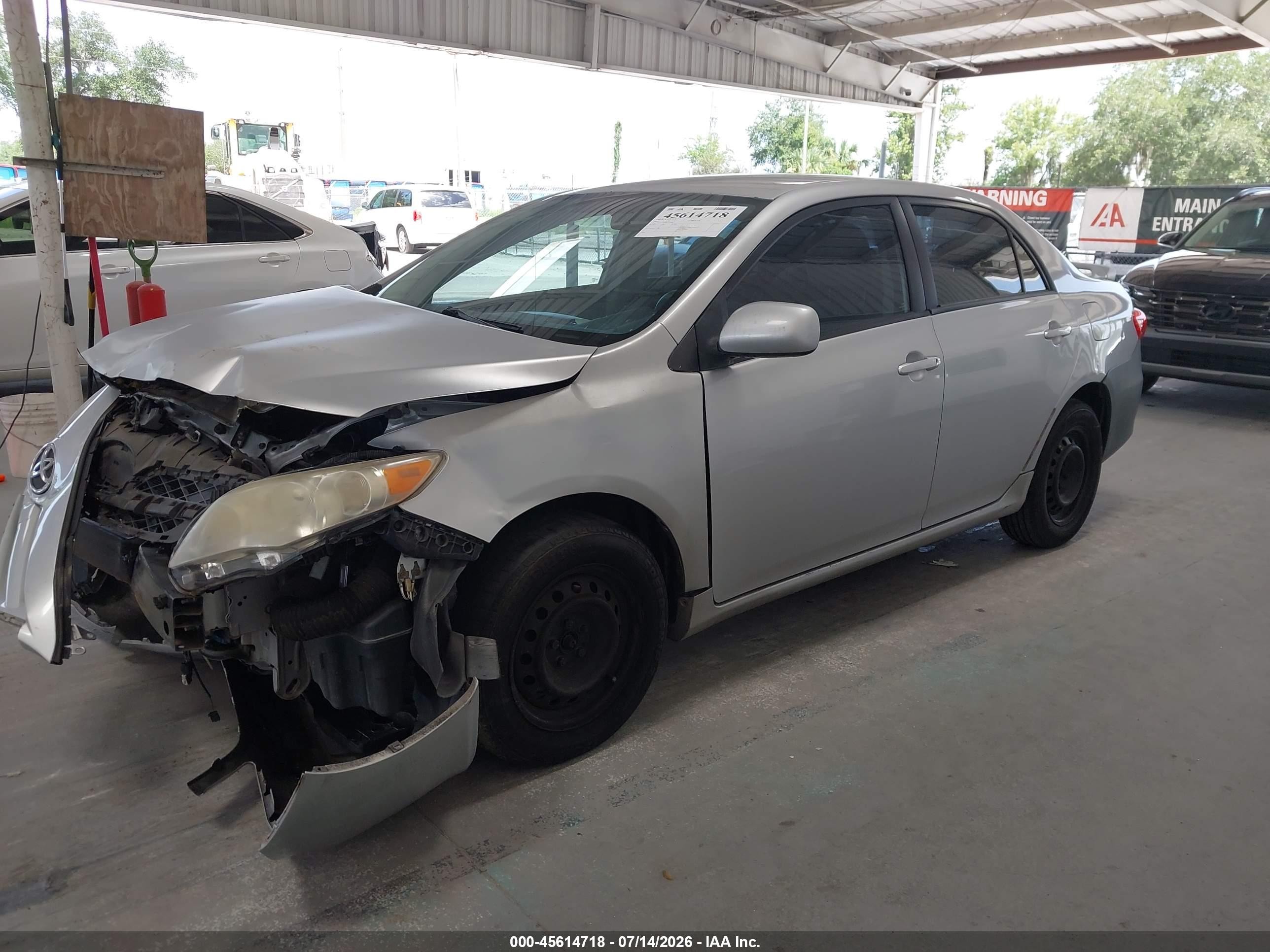 2011 Toyota Corolla Le Silver vin: 2T1BU4EE8BC730384