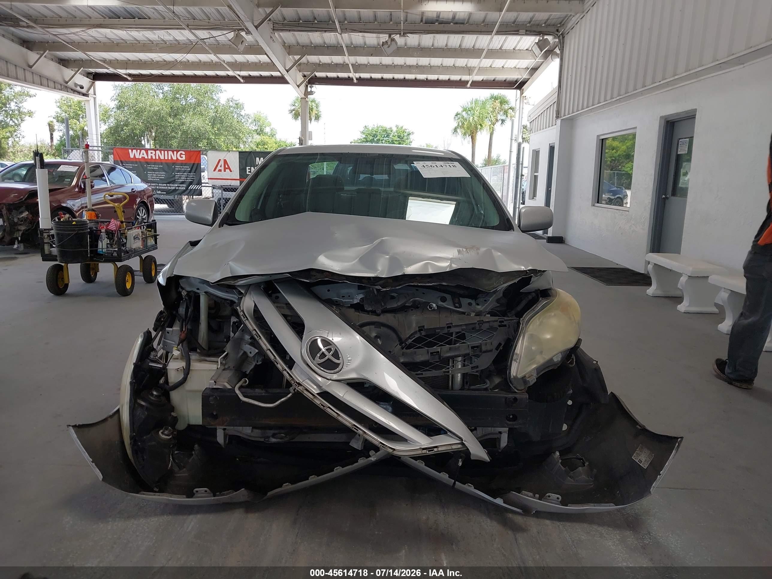 2011 Toyota Corolla Le Silver vin: 2T1BU4EE8BC730384