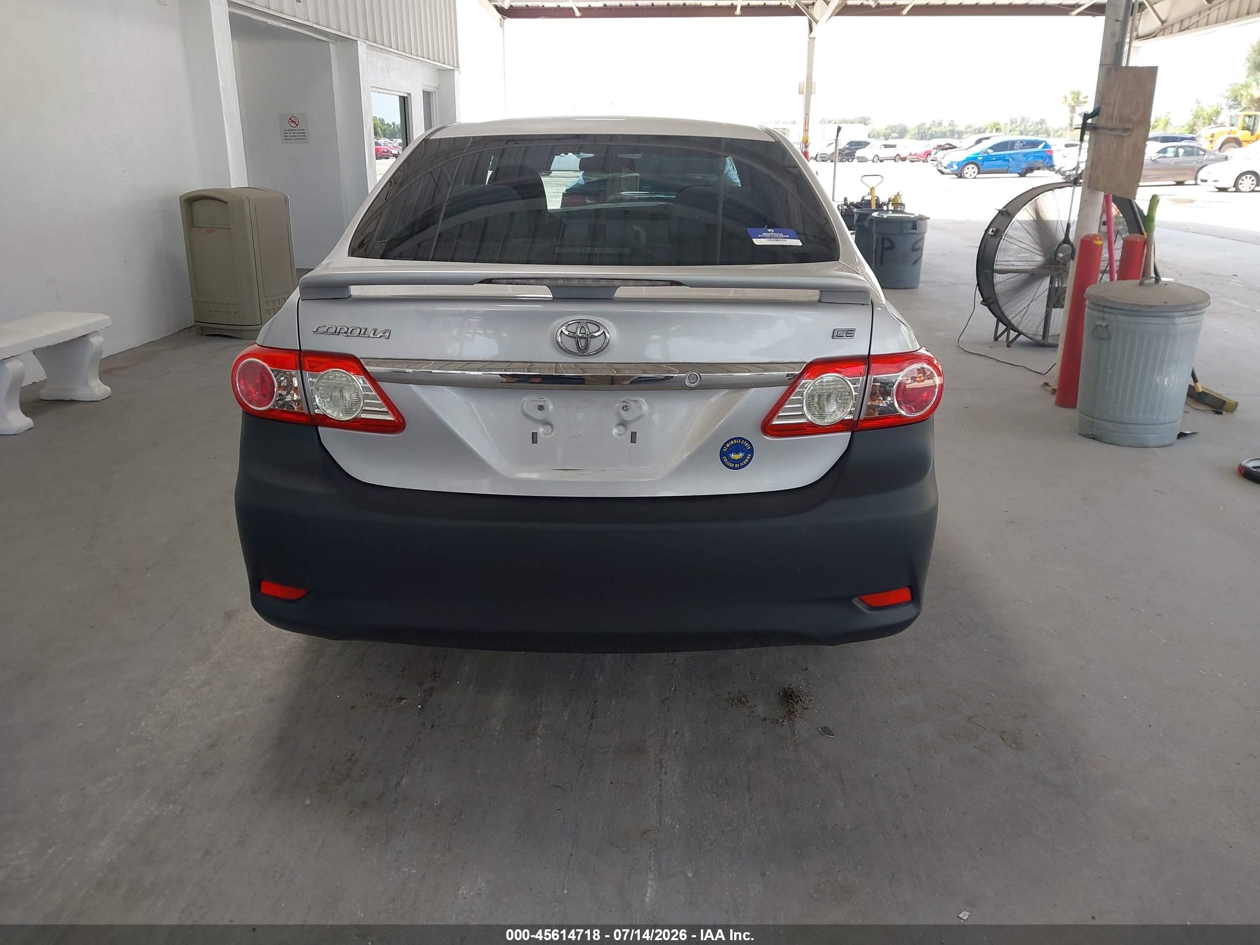 2011 Toyota Corolla Le Silver vin: 2T1BU4EE8BC730384