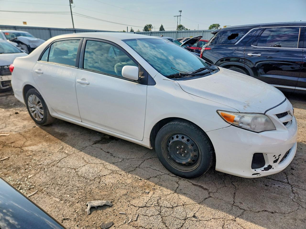 2012 Toyota Corolla Le White vin: 2T1BU4EE8CC757926