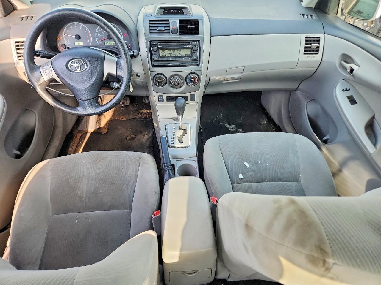 2012 Toyota Corolla Le White vin: 2T1BU4EE8CC757926