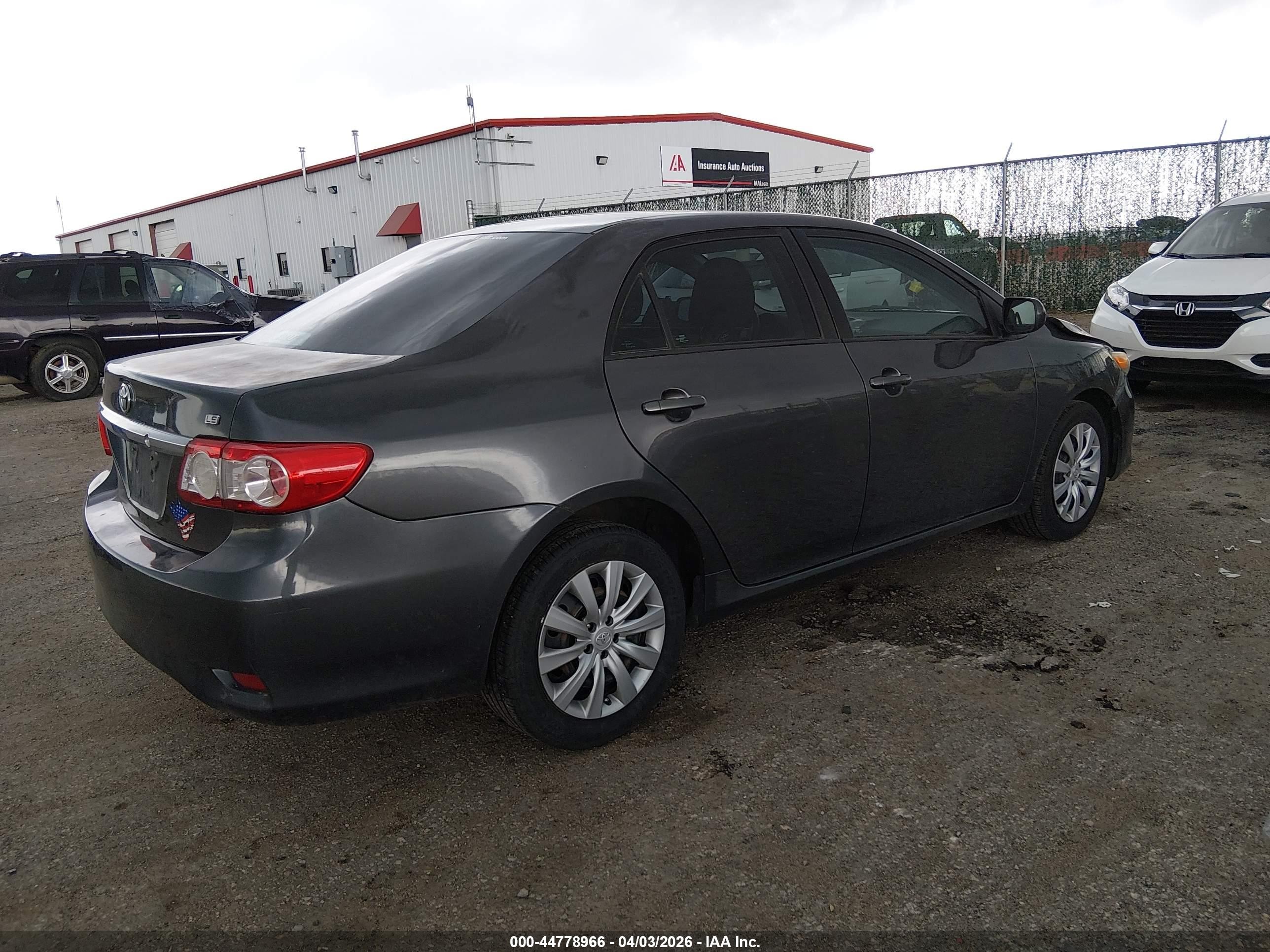 2012 Toyota Corolla Le Gray vin: 2T1BU4EE8CC760843