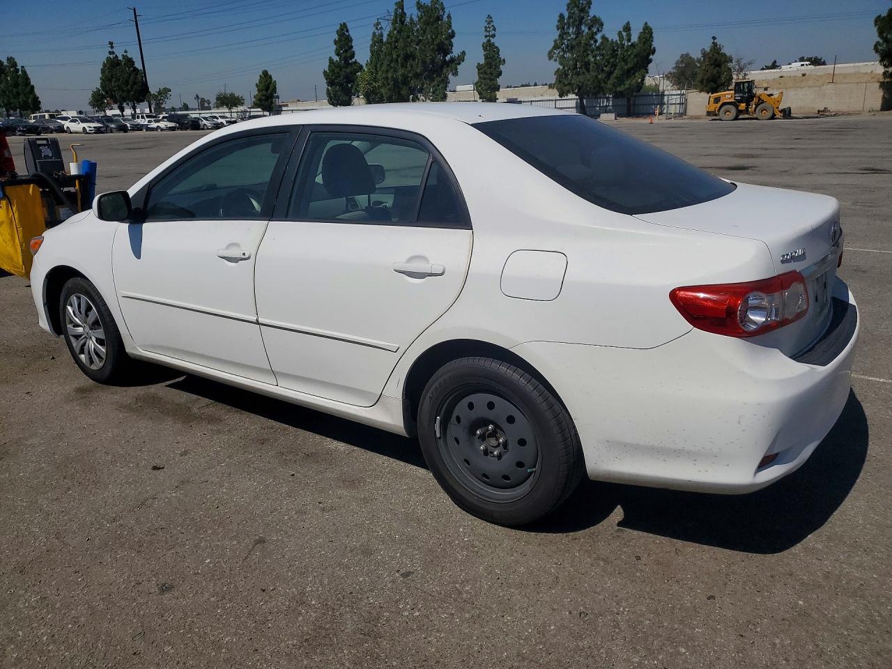 2012 Toyota Corolla Le White vin: 2T1BU4EE8CC765234