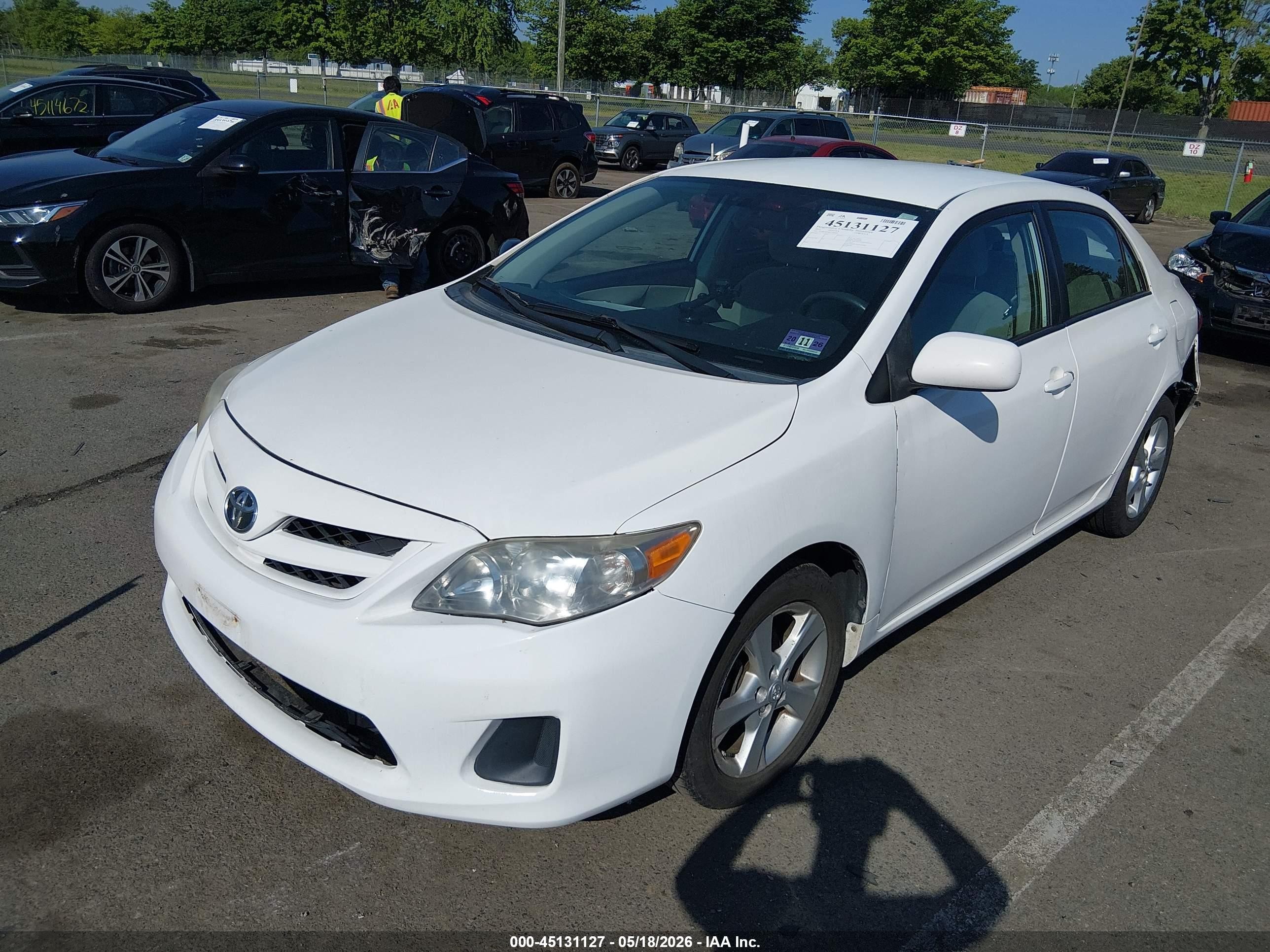 2012 Toyota Corolla Le White vin: 2T1BU4EE8CC786620