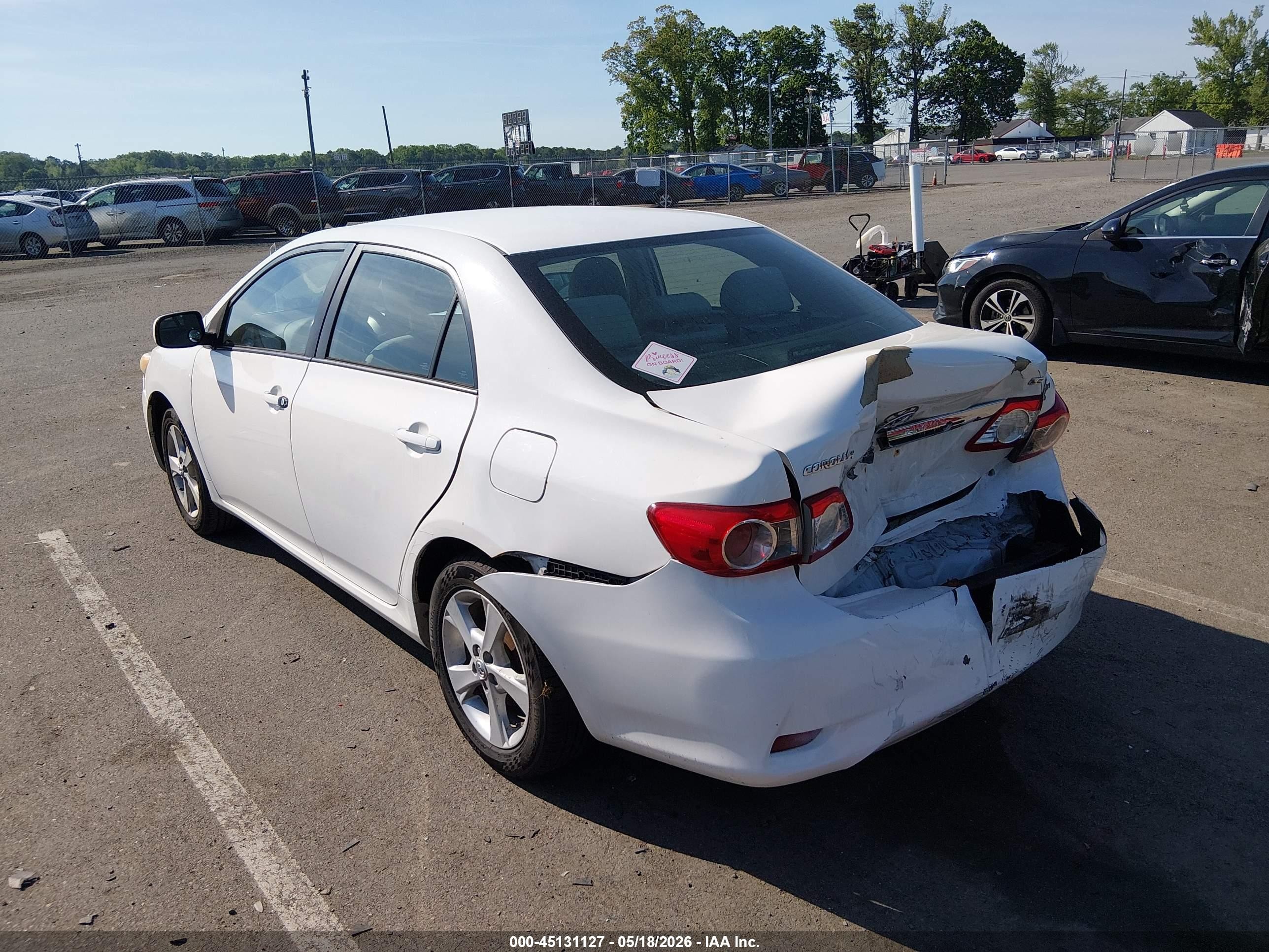 2012 Toyota Corolla Le White vin: 2T1BU4EE8CC786620