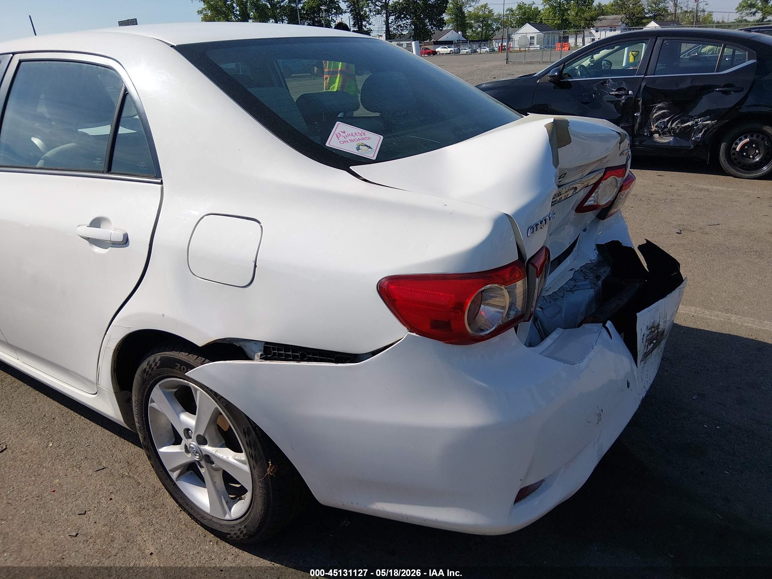 2012 Toyota Corolla Le White vin: 2T1BU4EE8CC786620