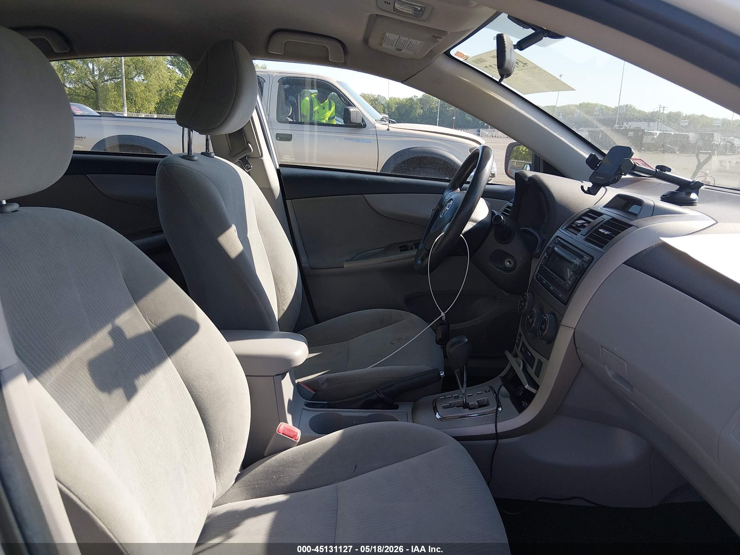 2012 Toyota Corolla Le White vin: 2T1BU4EE8CC786620