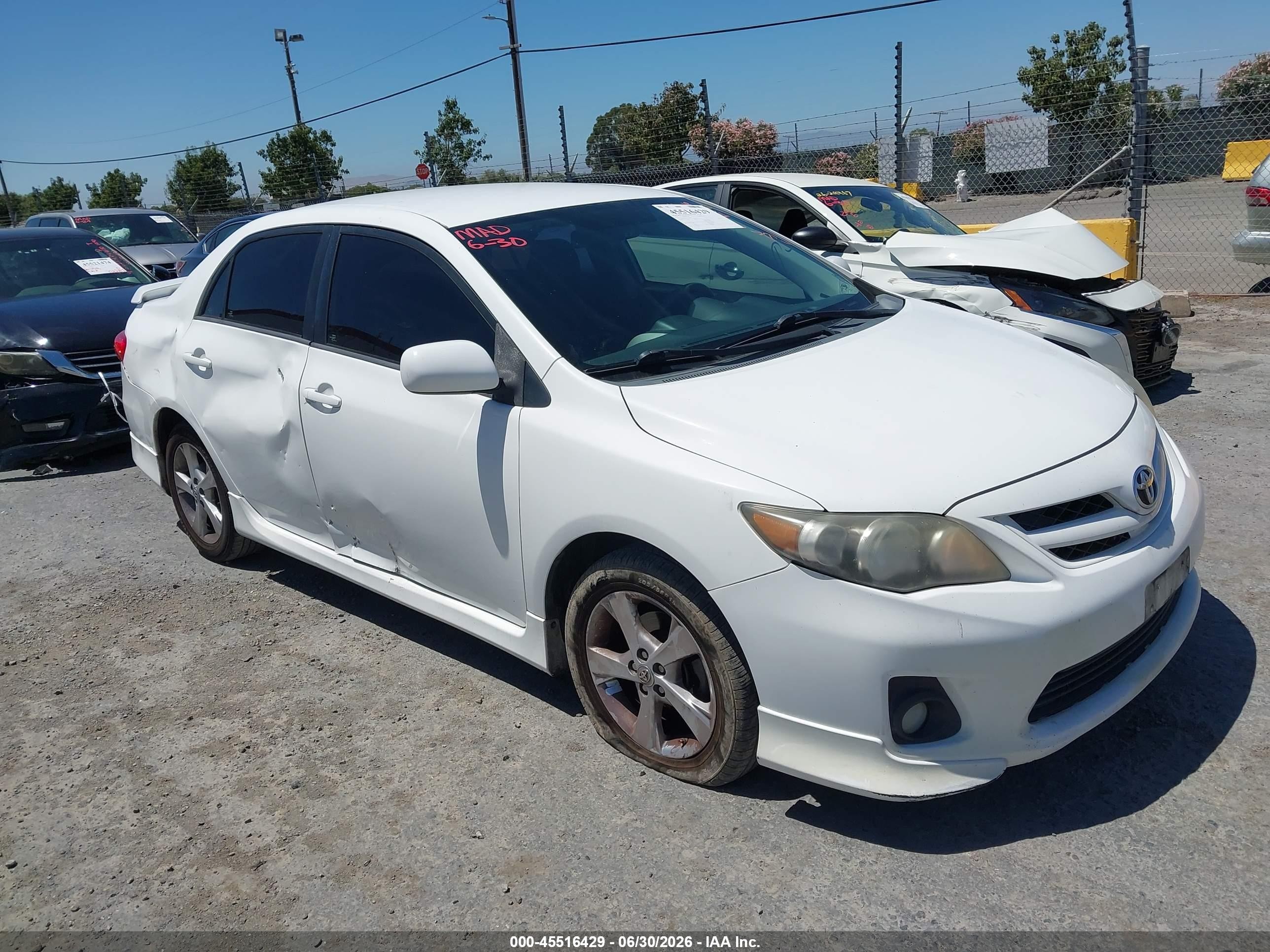 2012 Toyota Corolla S Белый vin: 2T1BU4EE8CC813086