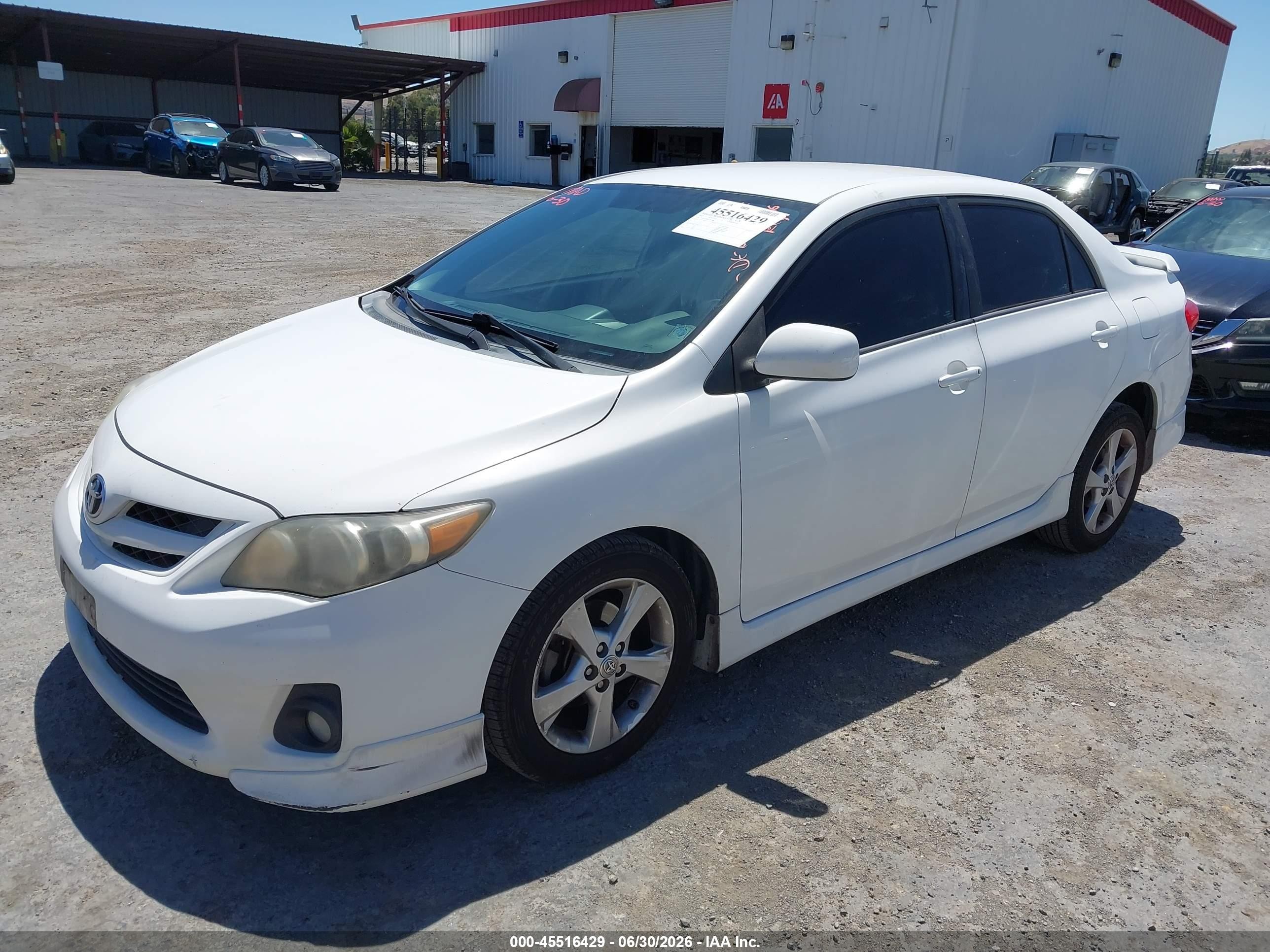 2012 Toyota Corolla S Белый vin: 2T1BU4EE8CC813086