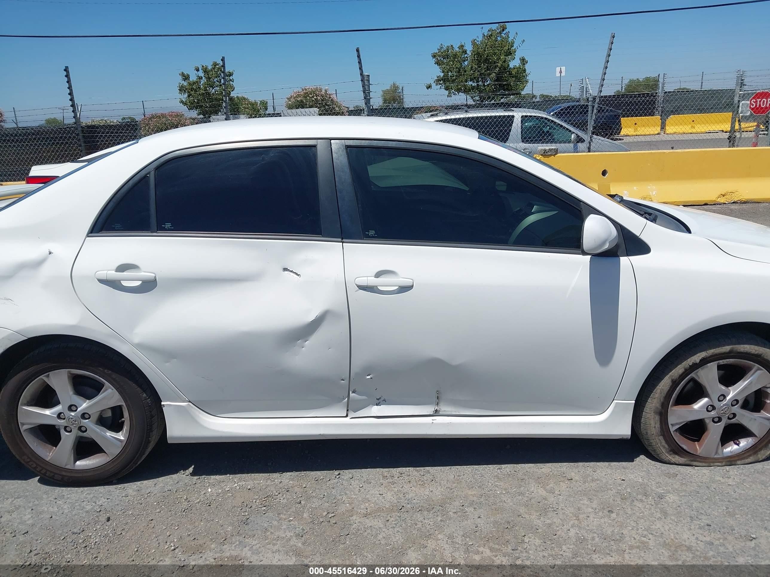 2012 Toyota Corolla S Белый vin: 2T1BU4EE8CC813086