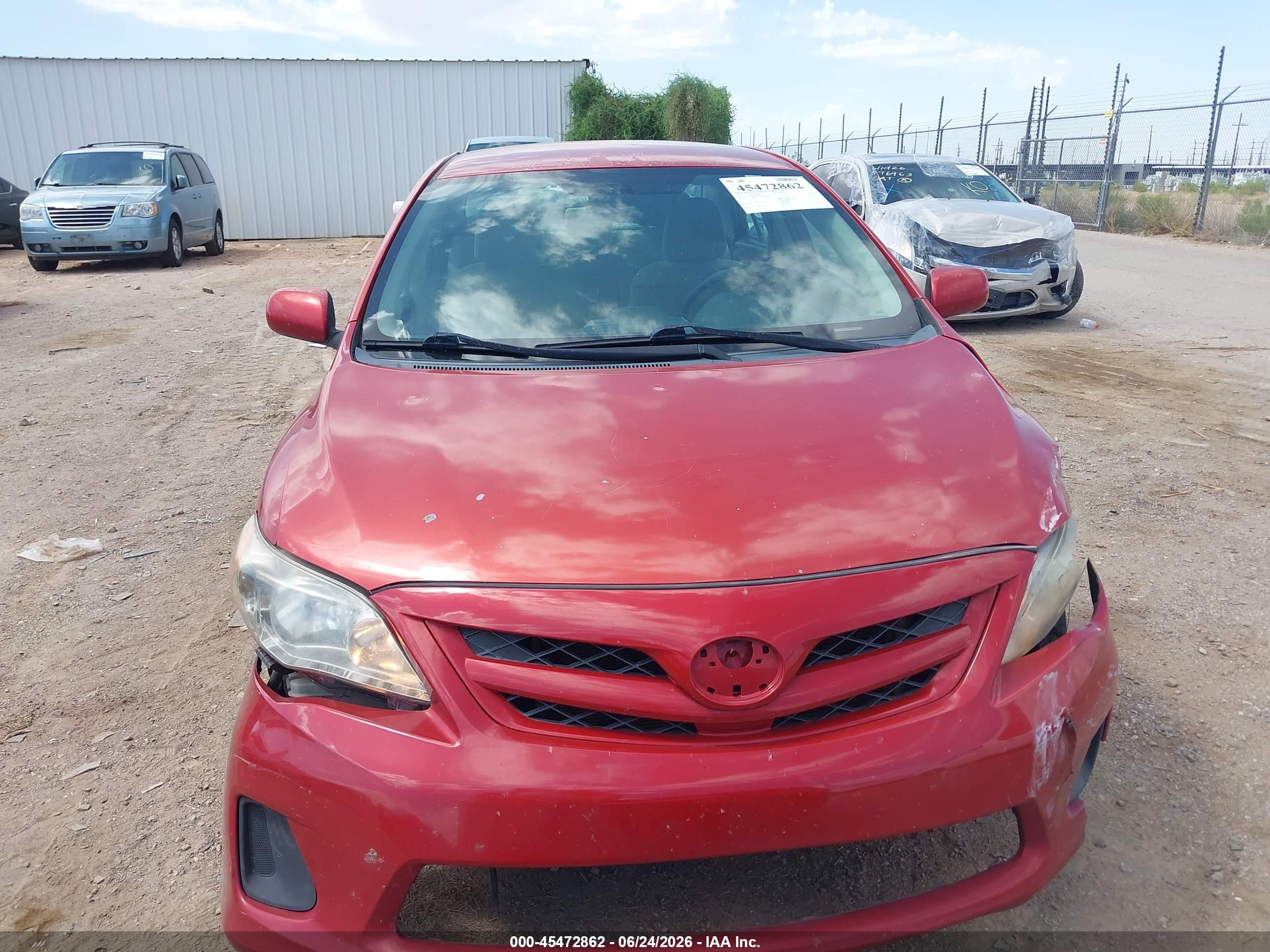 2012 Toyota Corolla Le Red vin: 2T1BU4EE8CC814481