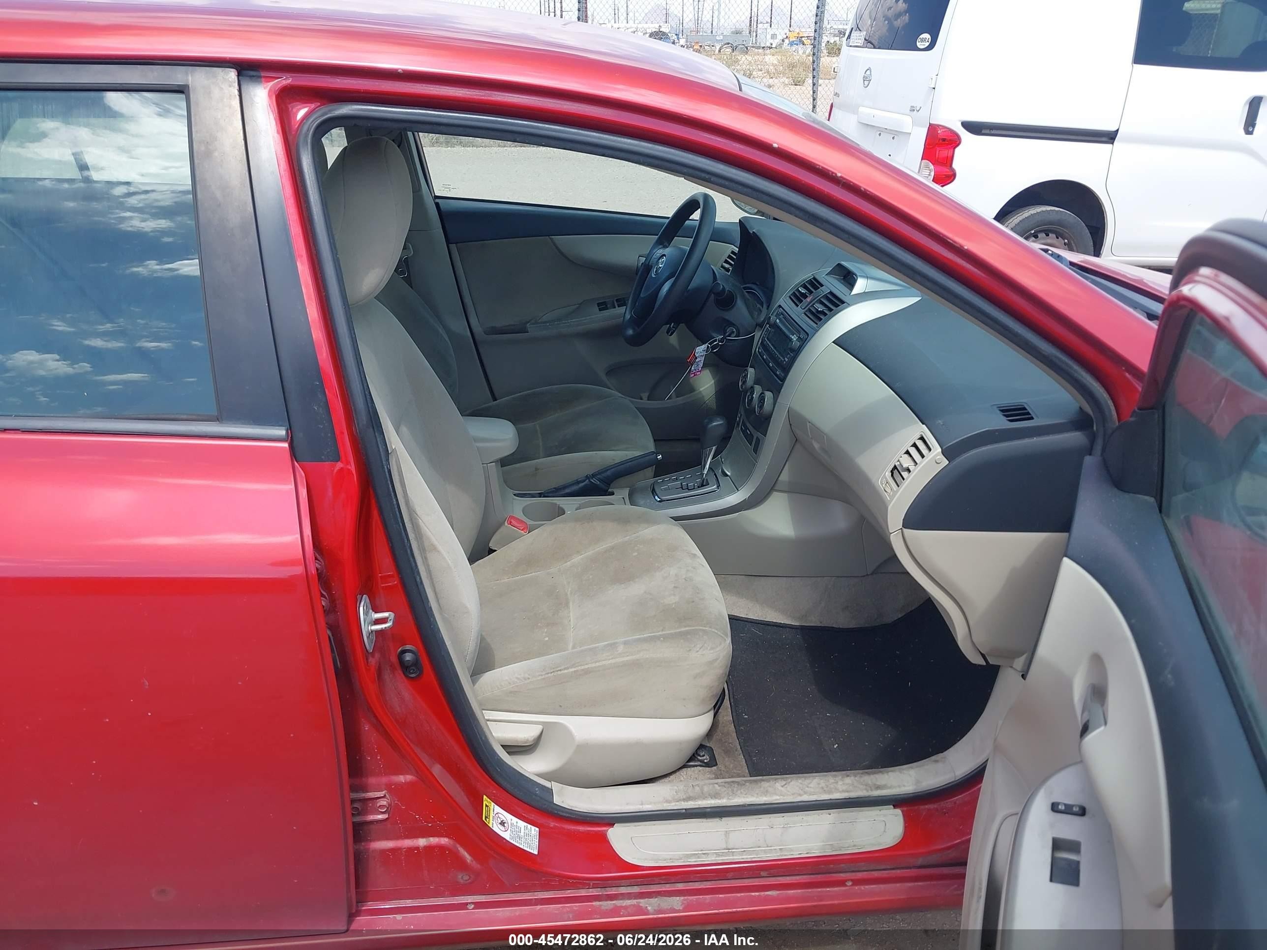 2012 Toyota Corolla Le Red vin: 2T1BU4EE8CC814481