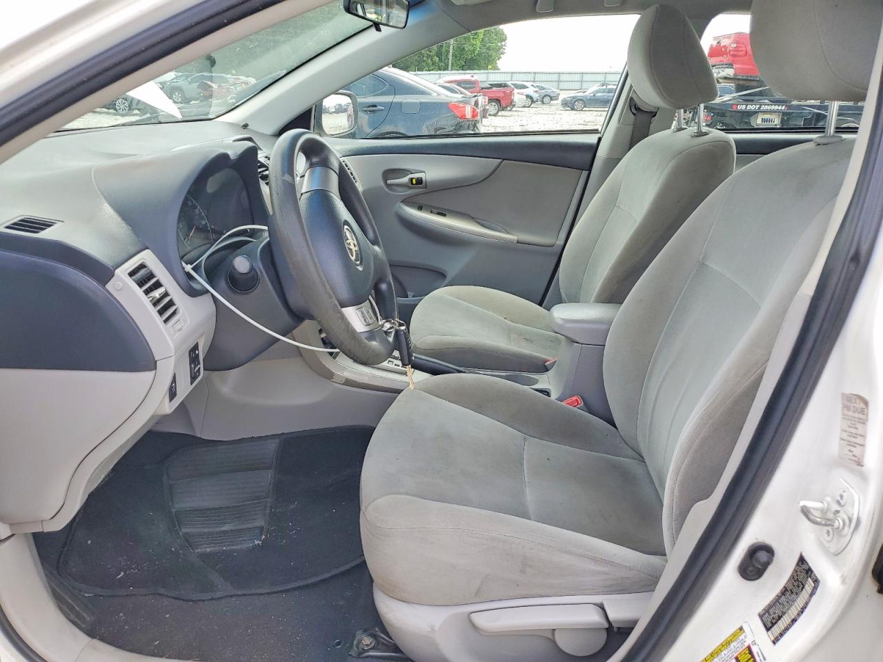 2012 Toyota Corolla Le White vin: 2T1BU4EE8CC825237